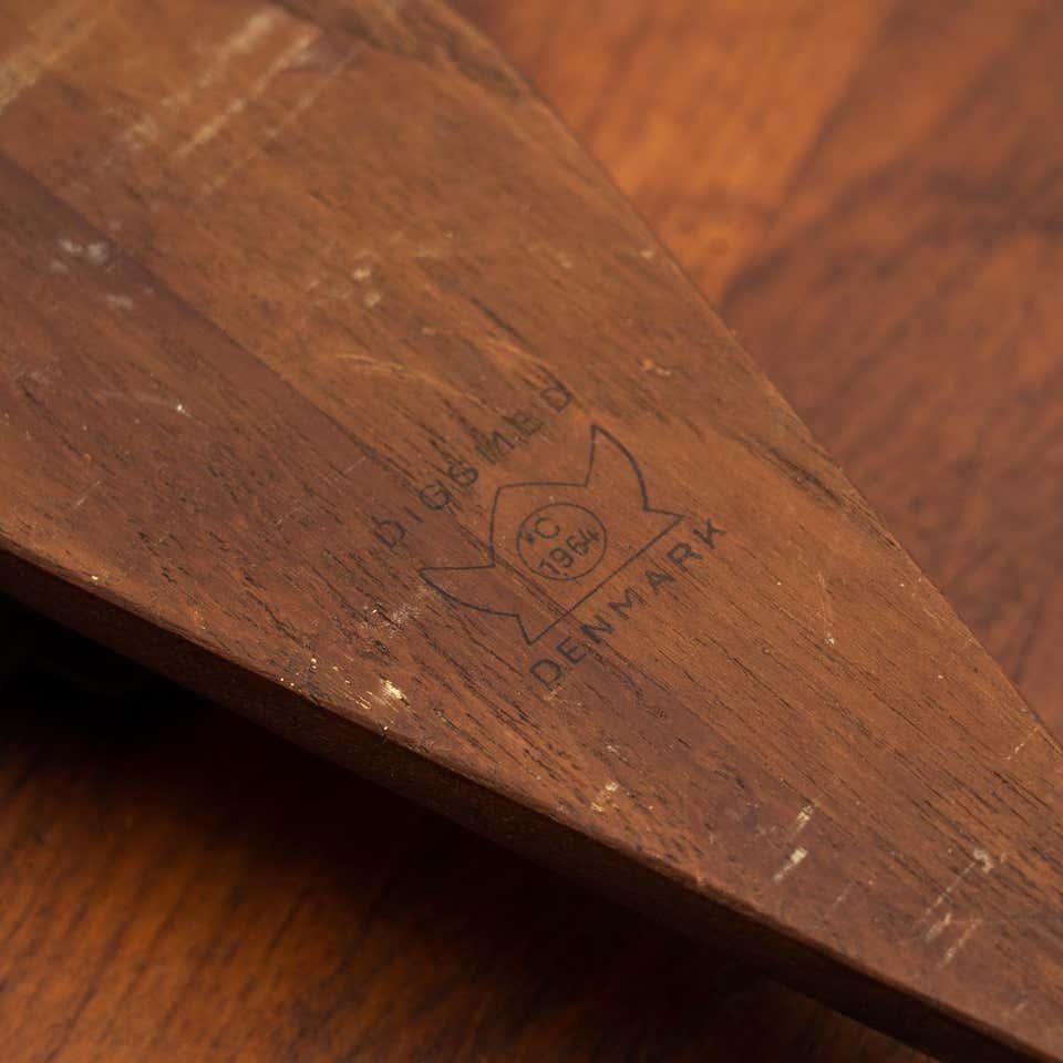 Présentoir traditionnel danois vintage en bois pour pots à épices, circa 1950 en vente 10