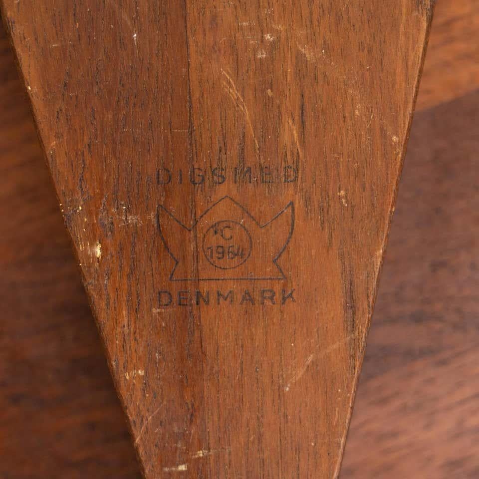 Présentoir traditionnel danois vintage en bois pour pots à épices, circa 1950 en vente 12