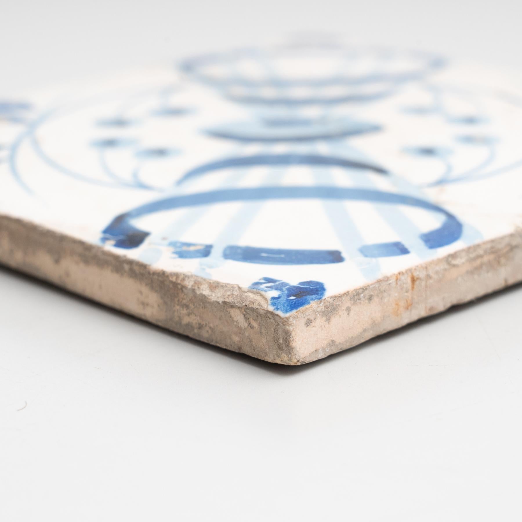 Traditional Decorative Modernist Ceramic Spanish Tile, circa 1940 For Sale 3