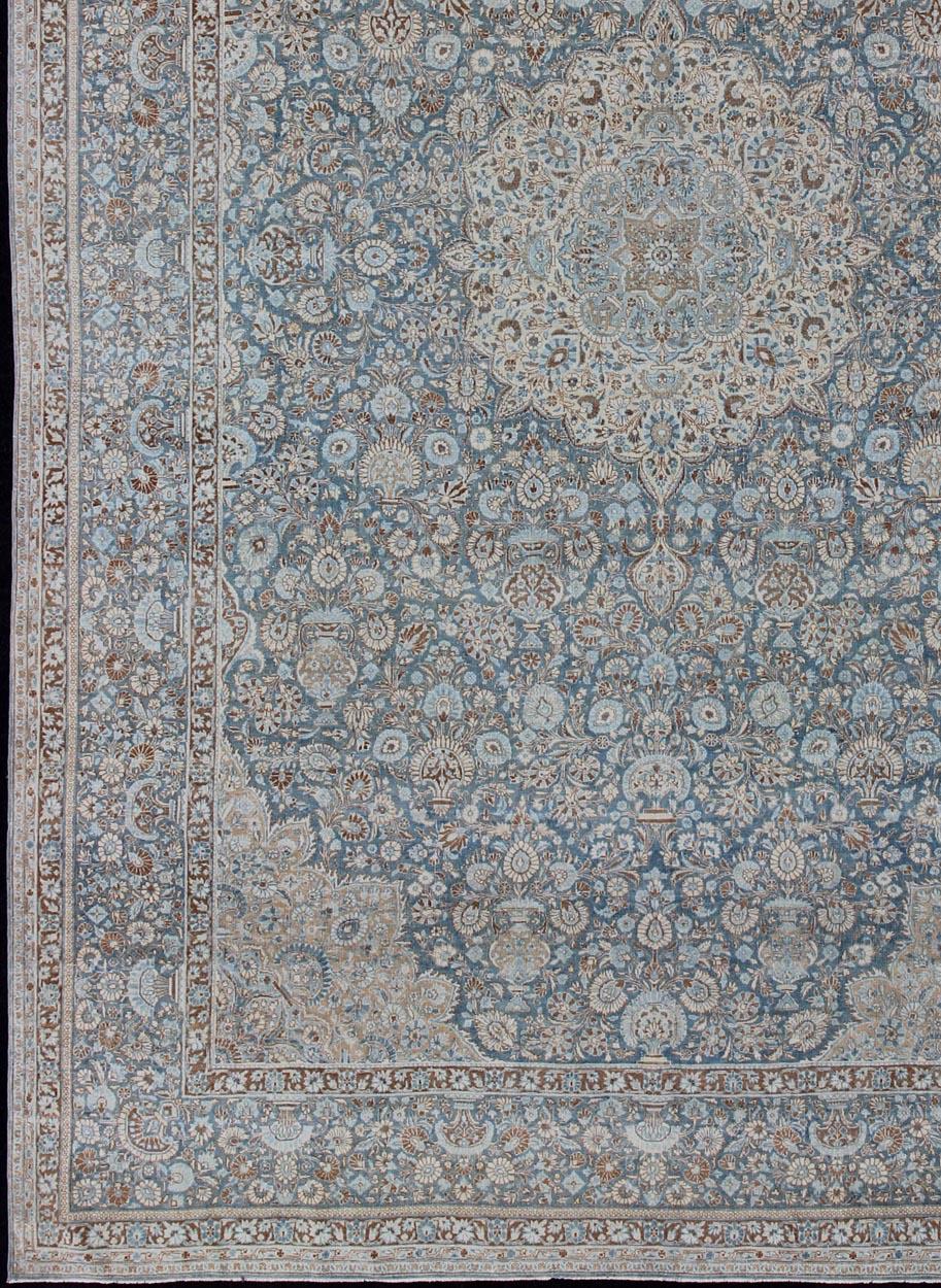 Traditional Medallion Tabriz Antique rug from Persia with Elegant Medallion Floral Geometric Design. Keivan Woven Arts / rug EMA-7509, country of origin / type: Iran / Tabriz, circa 1920
Measures: 11'3 x 17'4.
This antique Persian Tabriz carpet