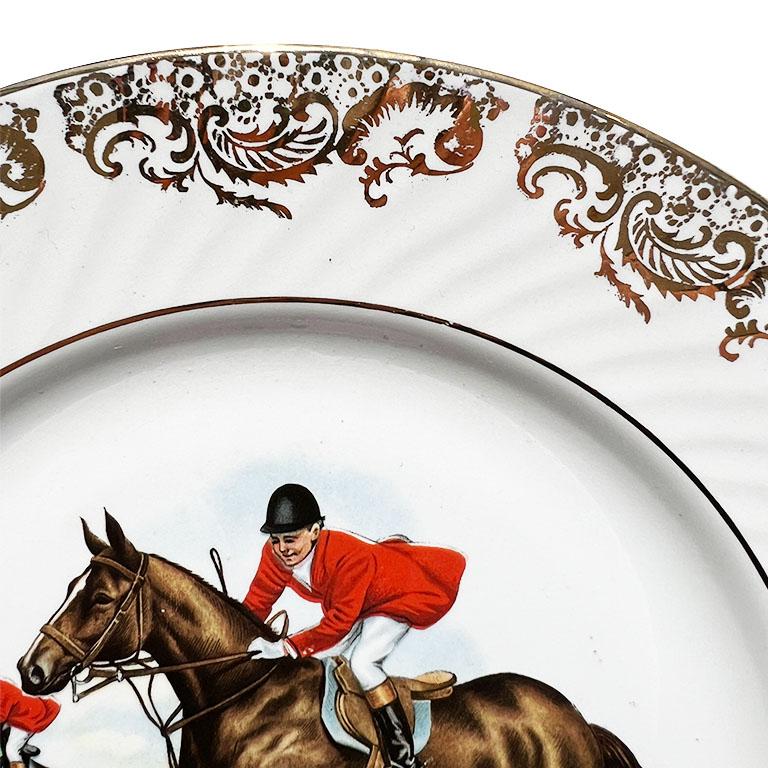 20th Century Traditional English Ceramic Hunting Plate by Barratts of Staffordshire England For Sale