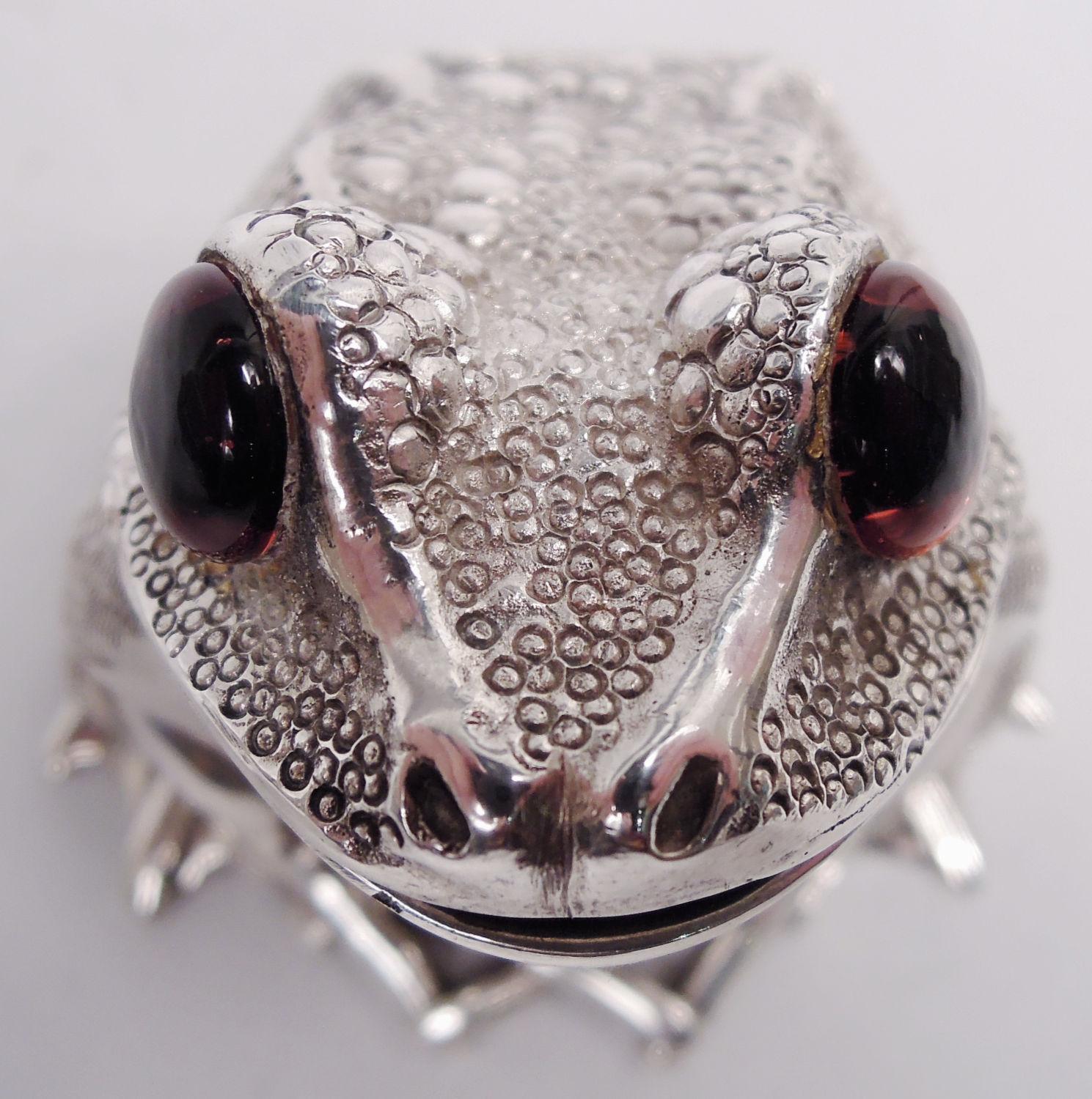 Traditional English Sterling Silver Novelty Frog Mustard Pot, 1966-1967 3