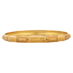 Traditional Engraved 18K Yellow Gold Bangle 