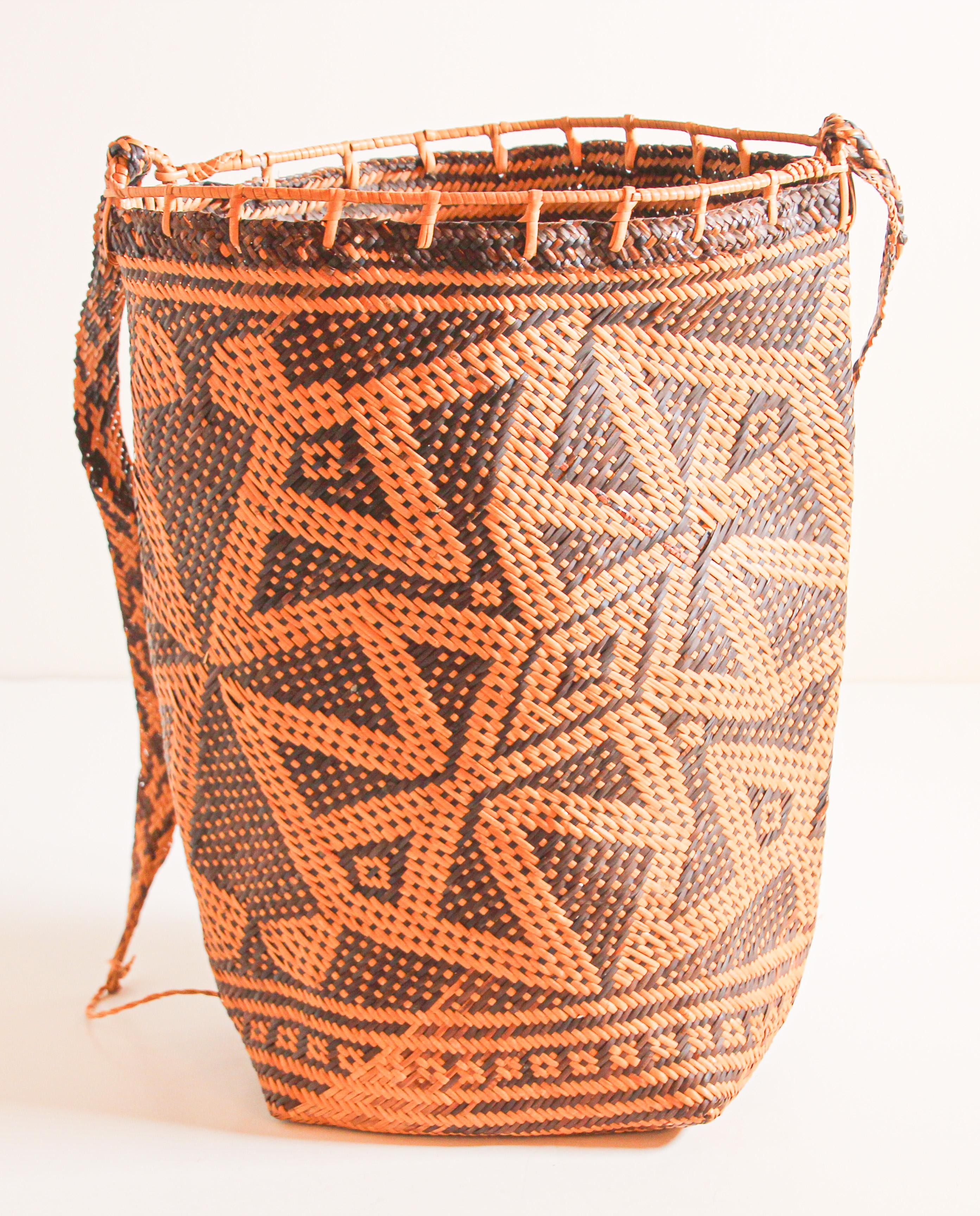 Traditional Ethnic Woven Ajat Basket Borneo Indonesia For Sale 8