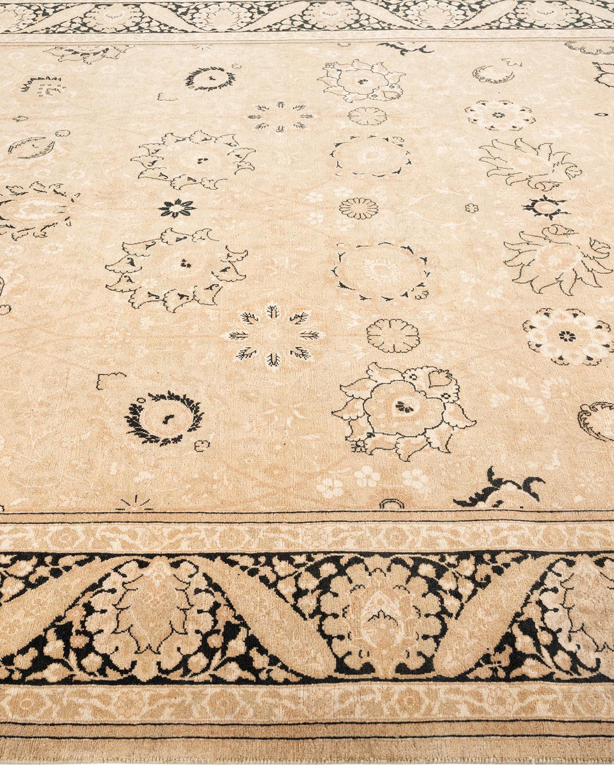 Traditional Floral Hand Knotted Wool Beige Area Rug In New Condition For Sale In Norwalk, CT