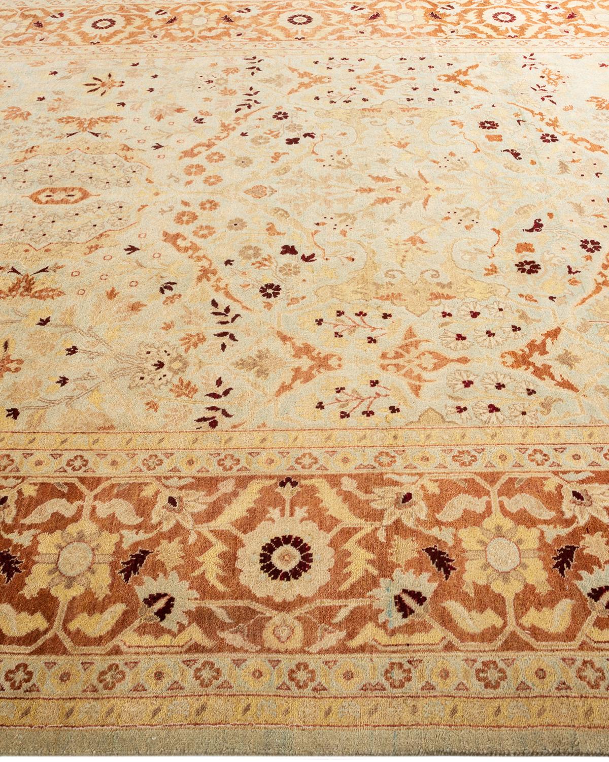 Traditional Floral Hand Knotted Wool Beige Area Rug In New Condition For Sale In Norwalk, CT