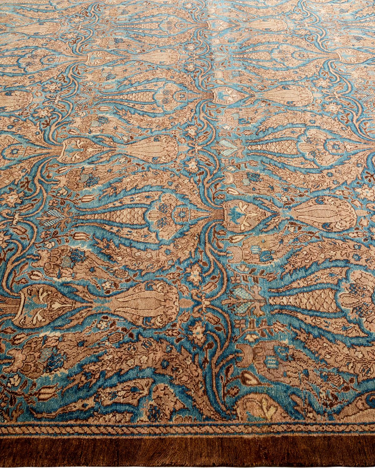 Traditional Floral Hand Knotted Wool Blue Area Rug In New Condition For Sale In Norwalk, CT