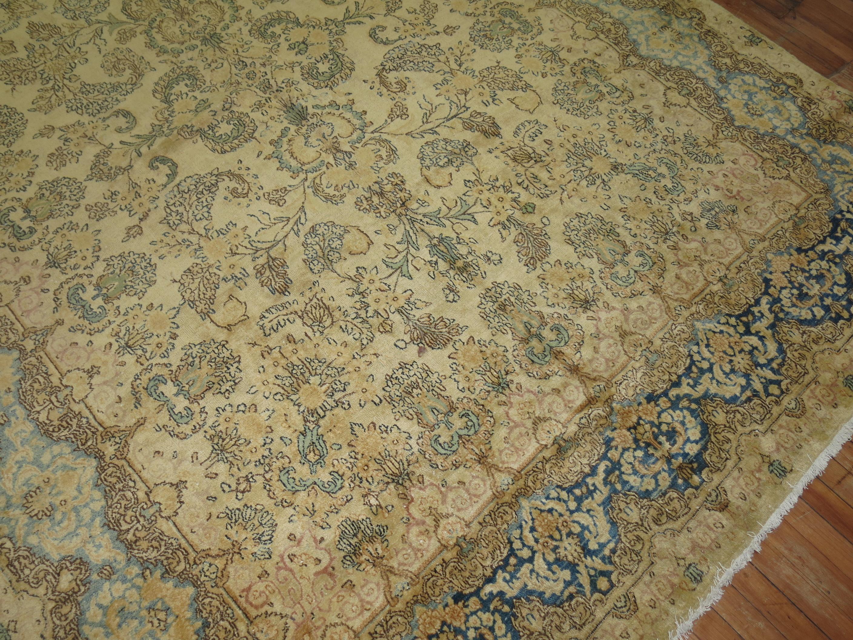 Wool Traditional Floral Persian Kirman Room Size Rug For Sale