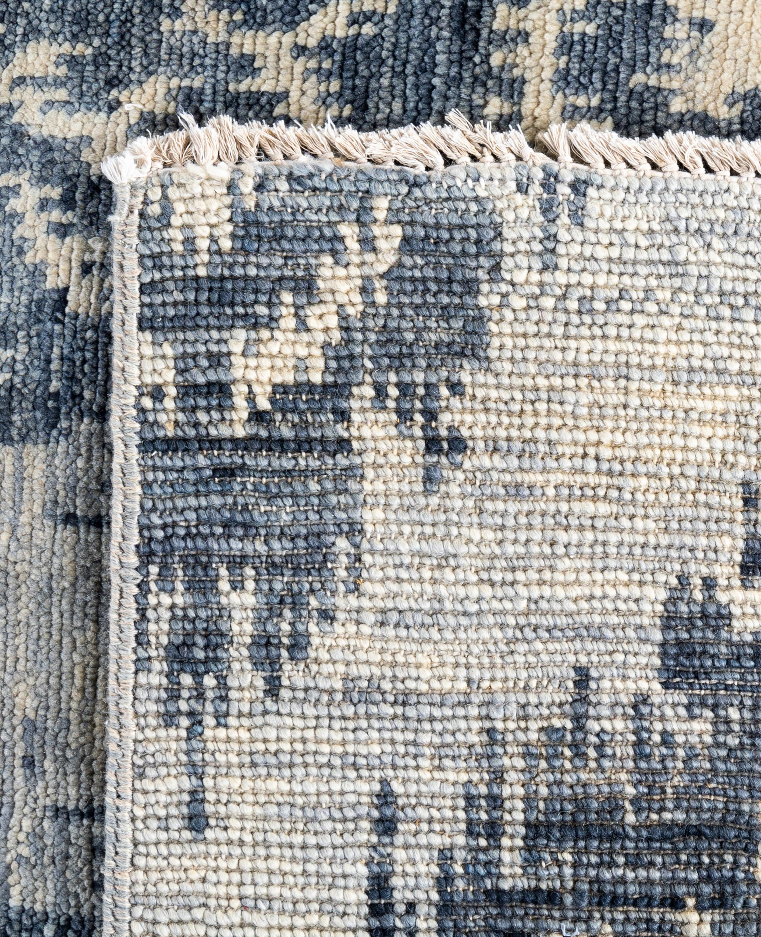 Tapis traditionnel gris noué à la main de 8' 2