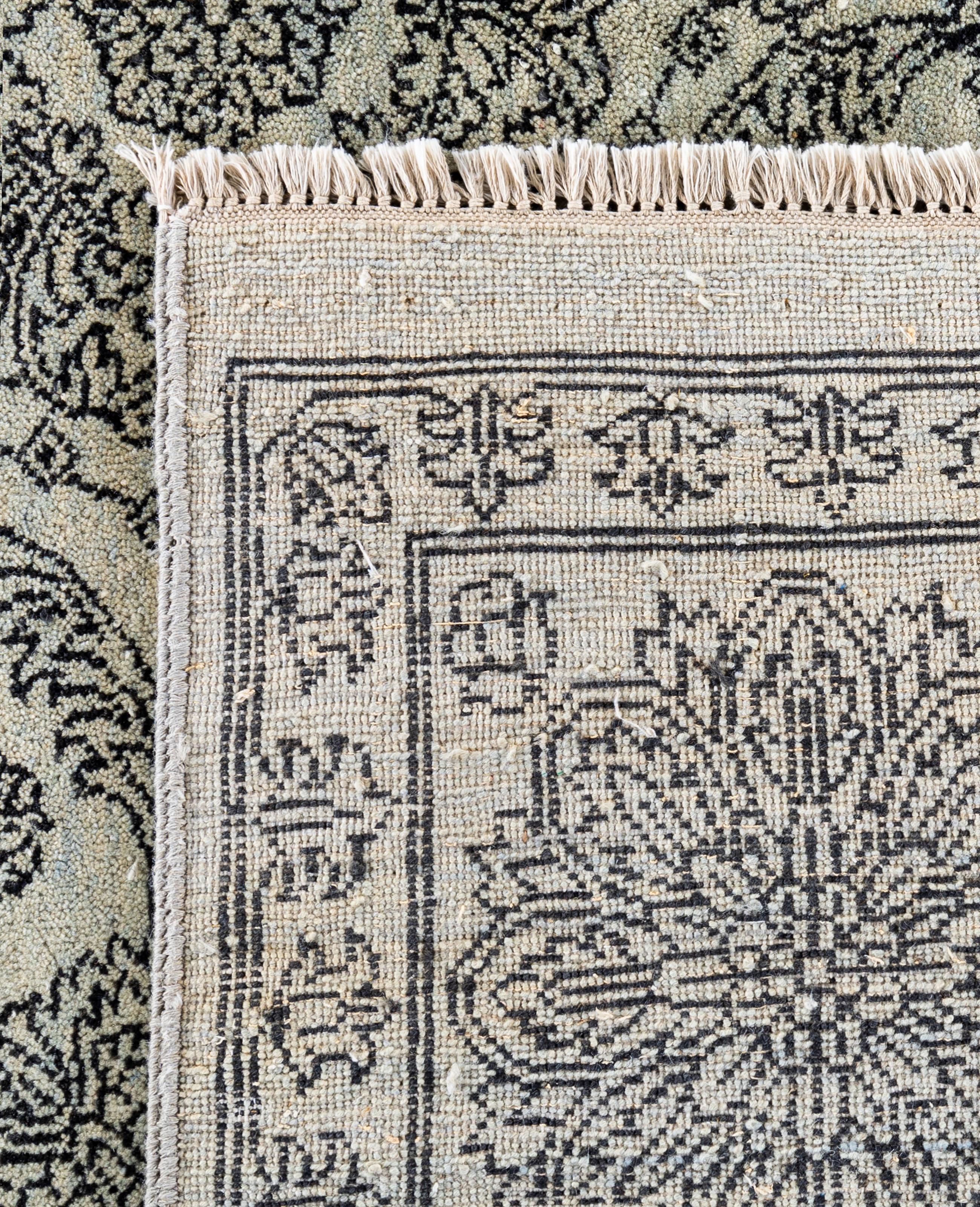 Traditioneller handgeknüpfter grauer Teppich aus Wolle mit Blumenmuster 8' 3