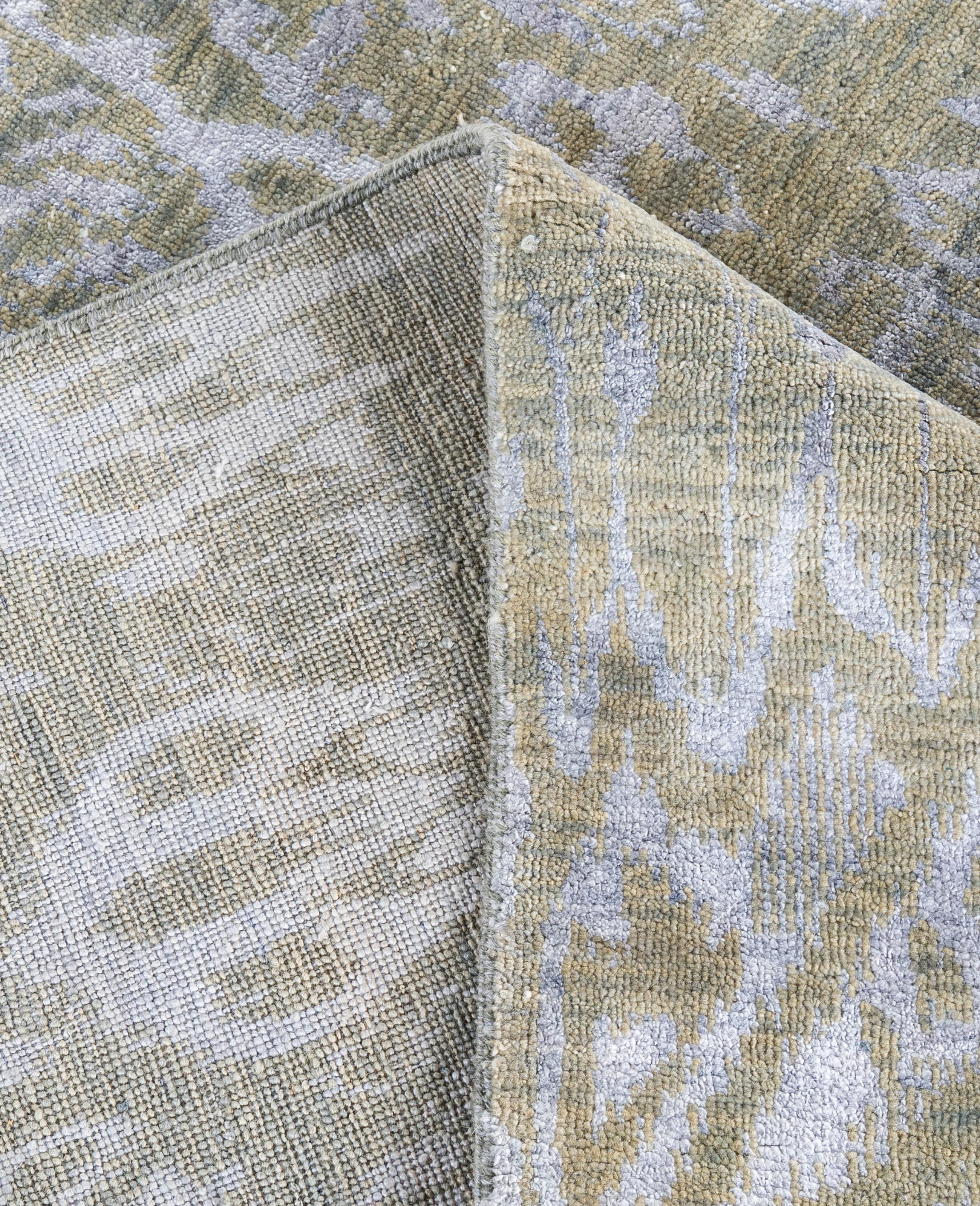 XXI secolo e contemporaneo Tappeto tradizionale floreale in lana e seta annodato a mano di colore beige, 8' 1