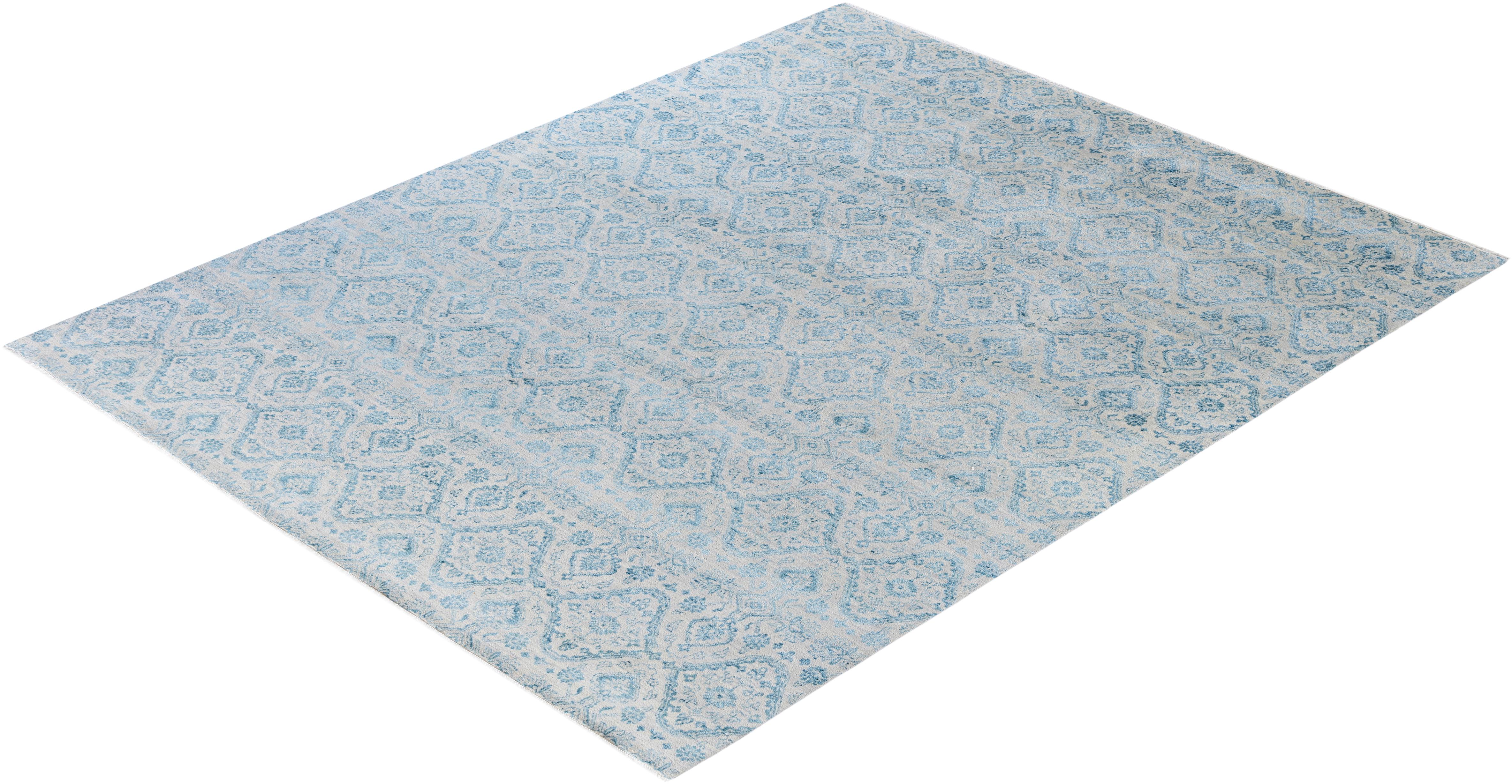 Tappeto tradizionale floreale in lana e seta annodato a mano, di colore beige, 8' 1