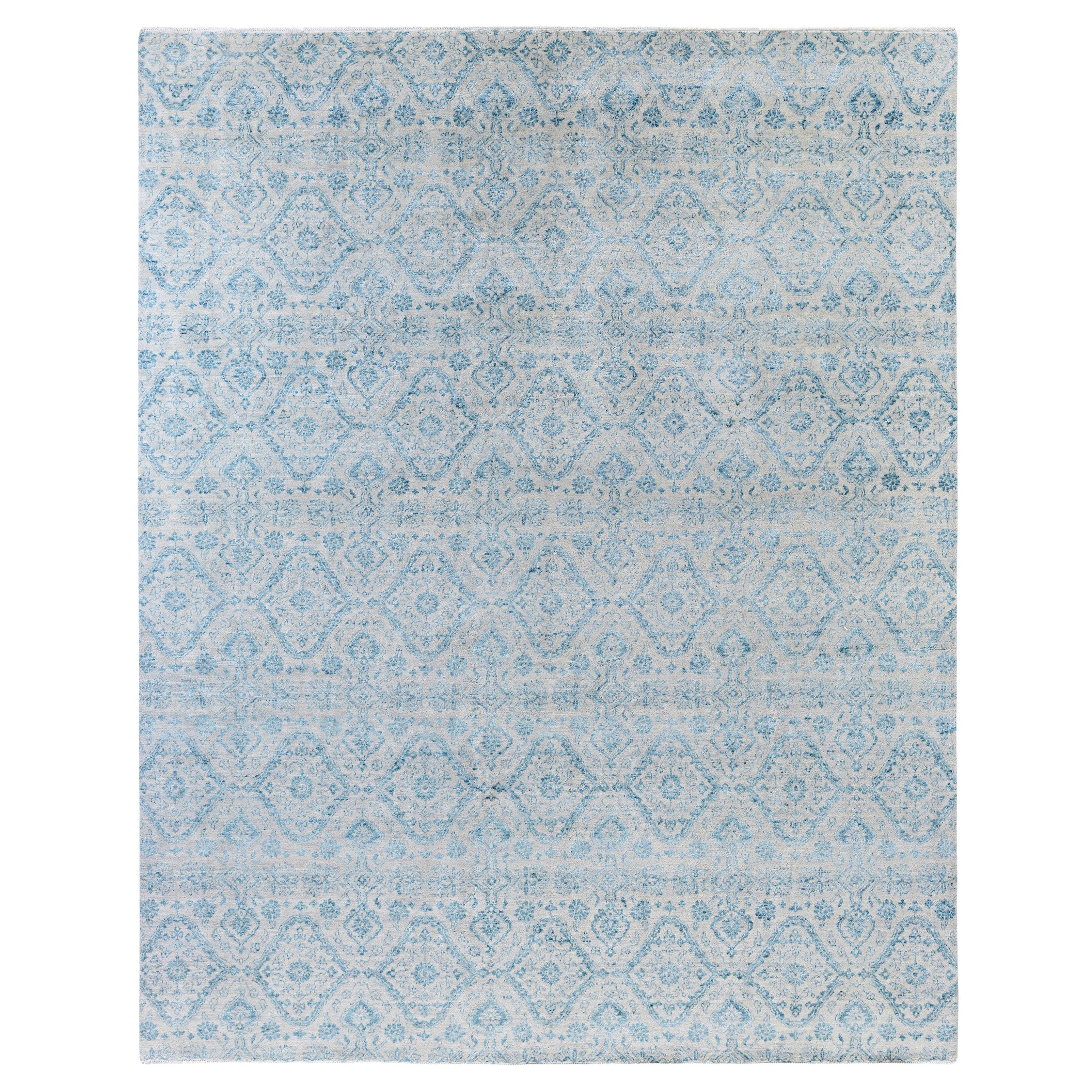 Traditional Floral Wool, Silk Hand Knotted Beige Area Rug 8' 1" x 10' 2" (Tapis à fleurs traditionnel en laine et soie)