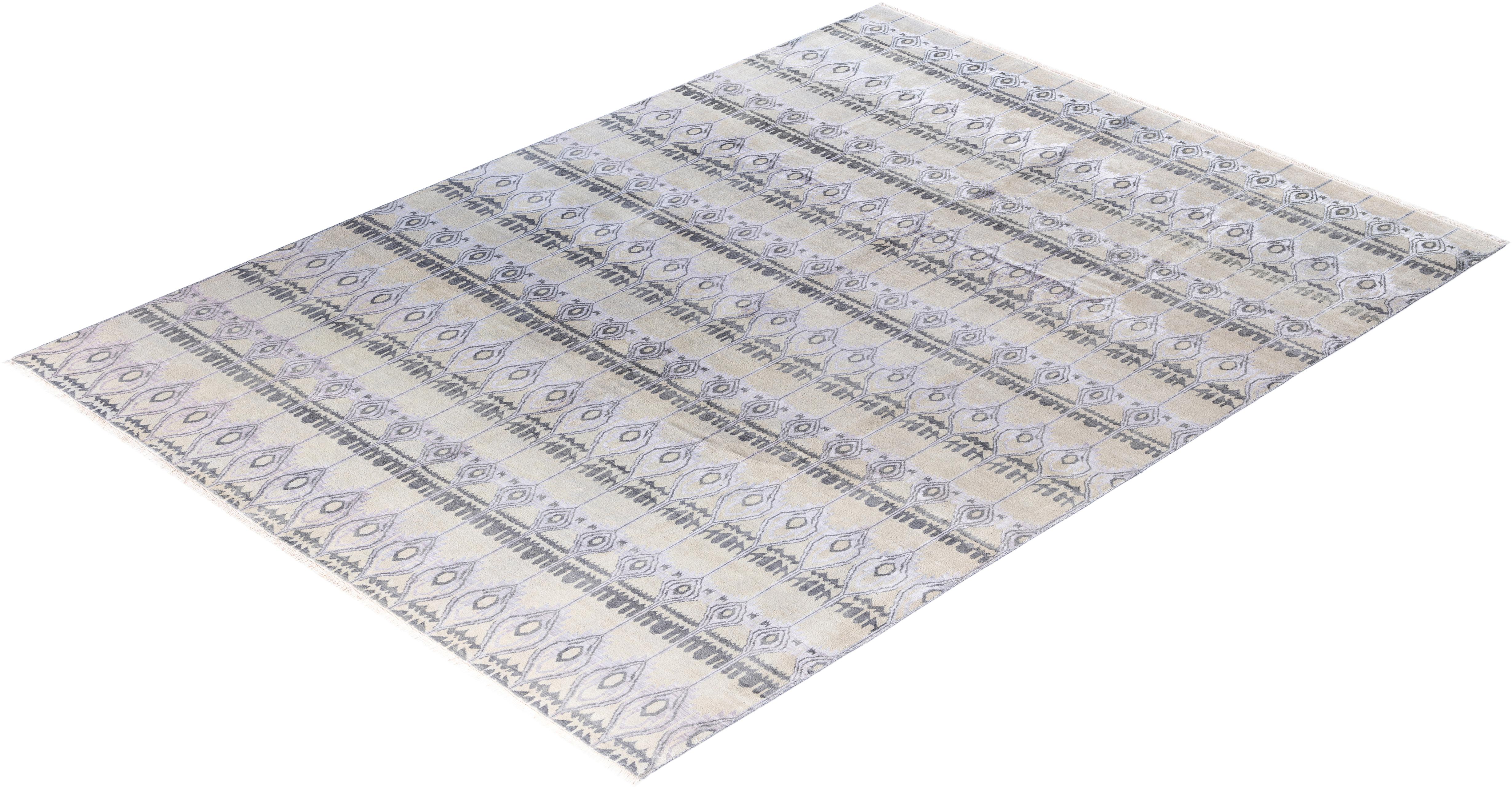 Tappeto tradizionale floreale in lana e seta annodato a mano di colore beige, 9' 0