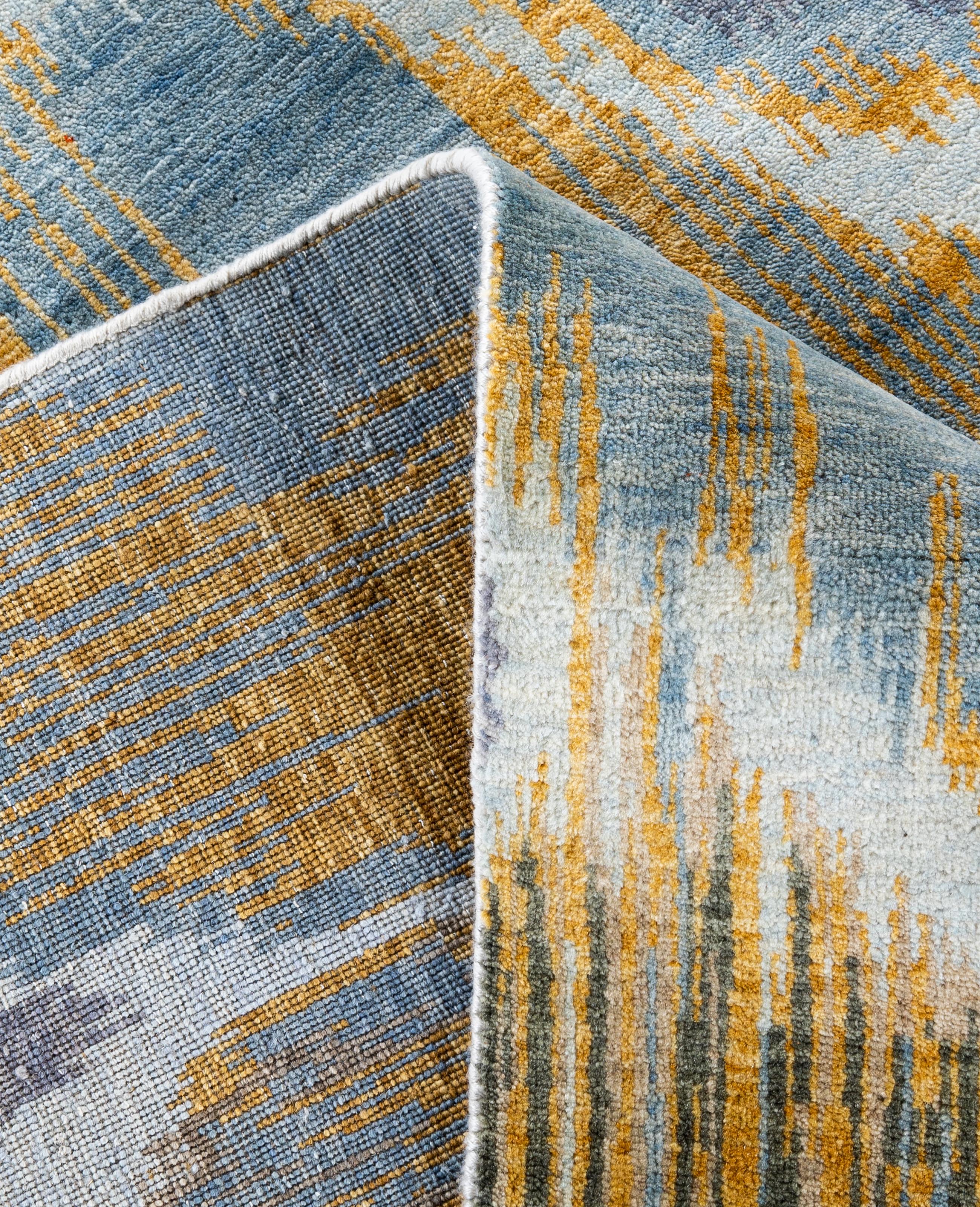 XXIe siècle et contemporain Traditional Floral Wool, Silk Hand Knotted Blue Area Rug 8' 1