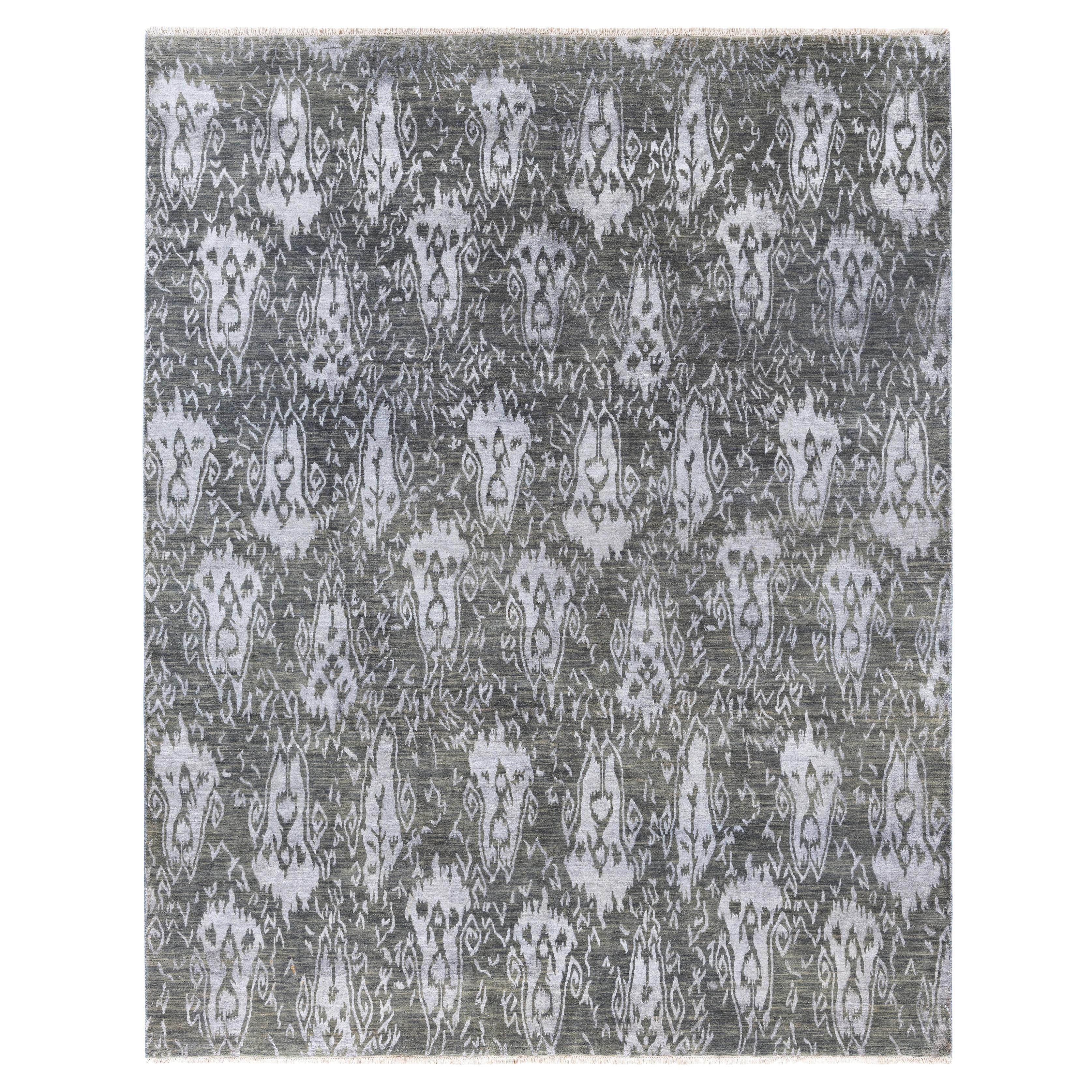 Traditional Floral Wool, Silk Hand Knotted Gray Area Rug 8' 1" x 10' 2" (Tapis traditionnel floral en laine et soie)
