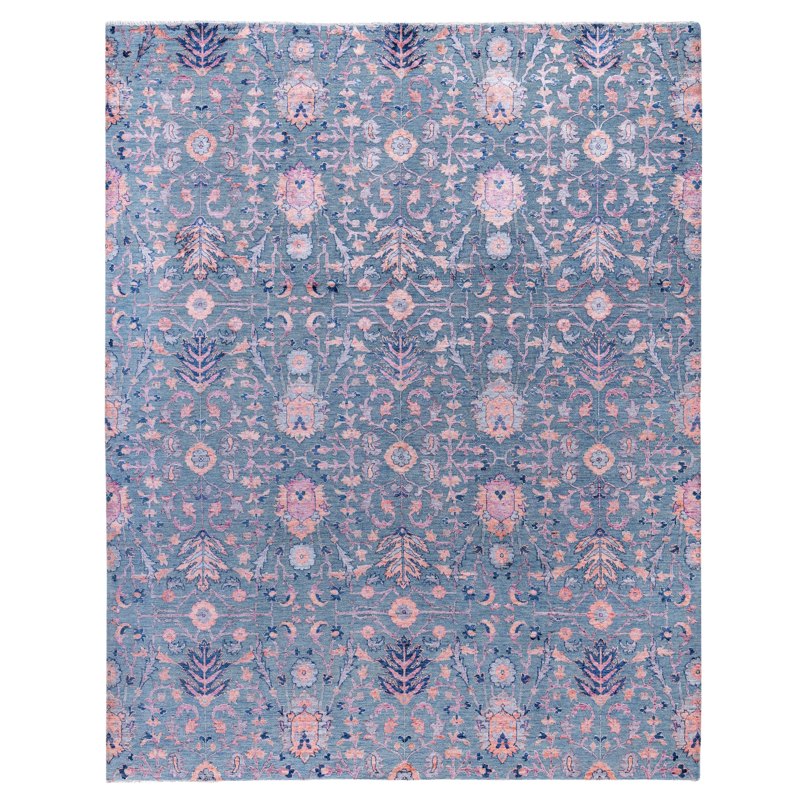 Traditional Floral Wool, Silk Hand Knotted Gray Area Rug 8' 2" x 10' 3" (Tapis traditionnel floral en laine et soie)
