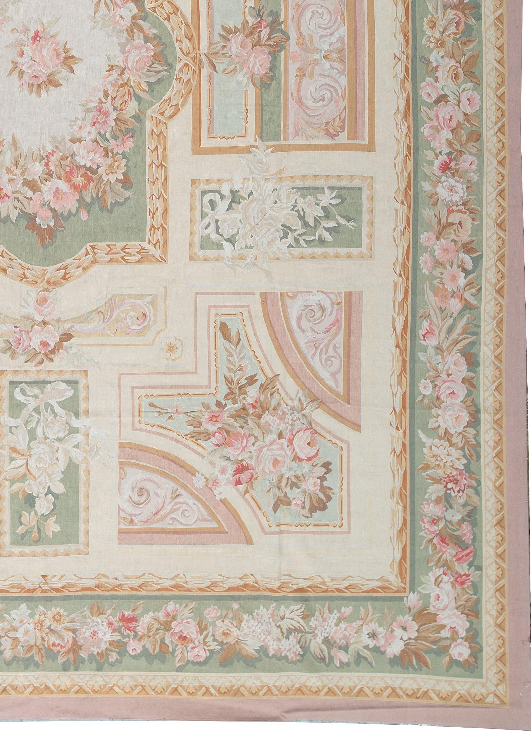 Chinese Luxury Traditional French Aubusson Style Flat-Weave Beige / Green For Sale