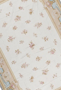 17th Century Traditional French Aubusson Style Flat-Weave Rug