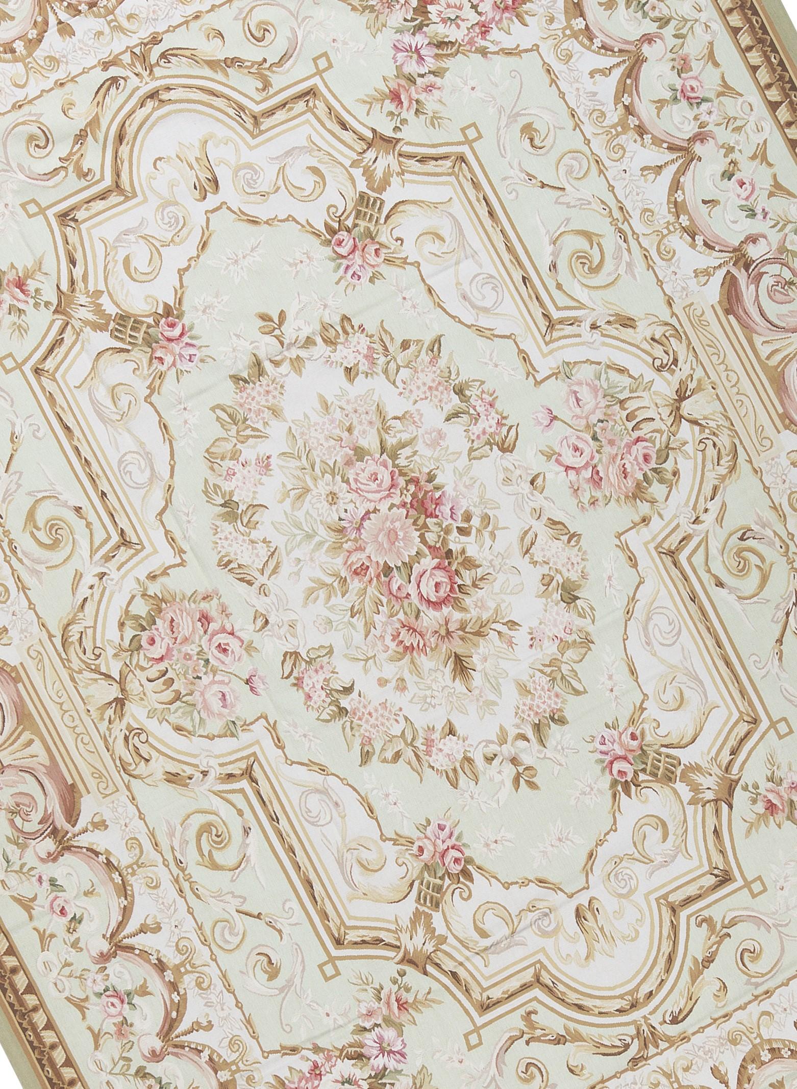Handgewebte Nachbildung der klassischen französischen Flachgewebe-Aubusson-Teppiche, die seit dem späten 17. Jahrhundert in den schönsten Häusern und Palästen zu finden sind. Größe 8' 11