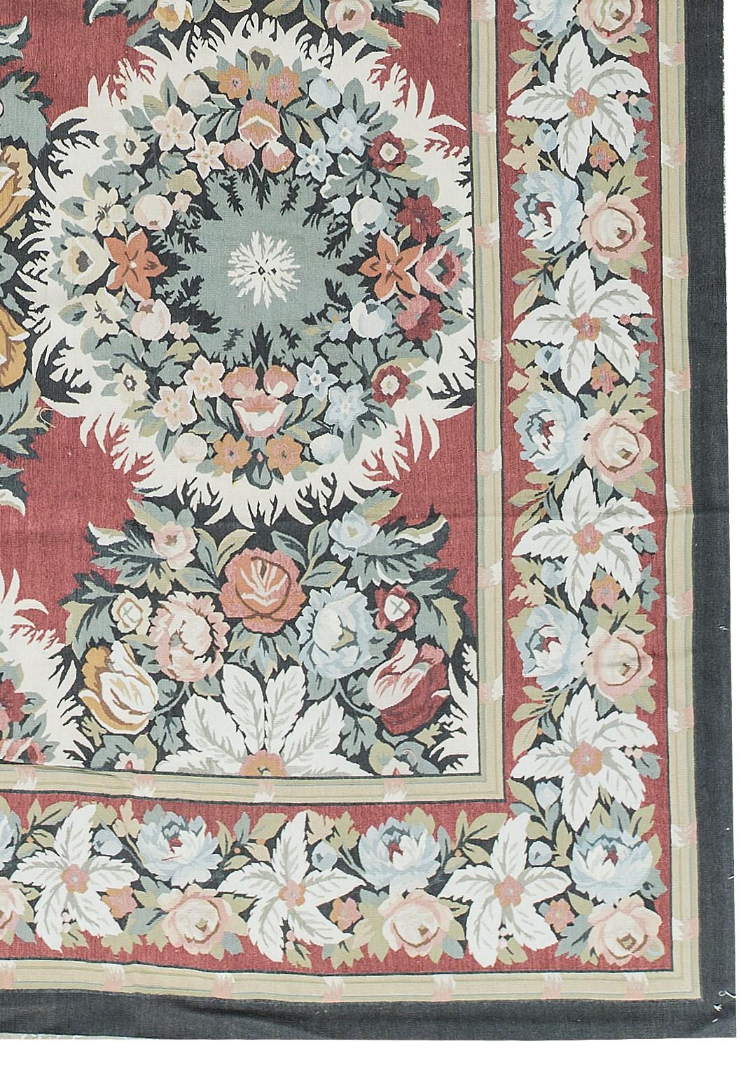Chinois Tapis traditionnel français du 17ème siècle de style Aubusson à tissage plat en vente