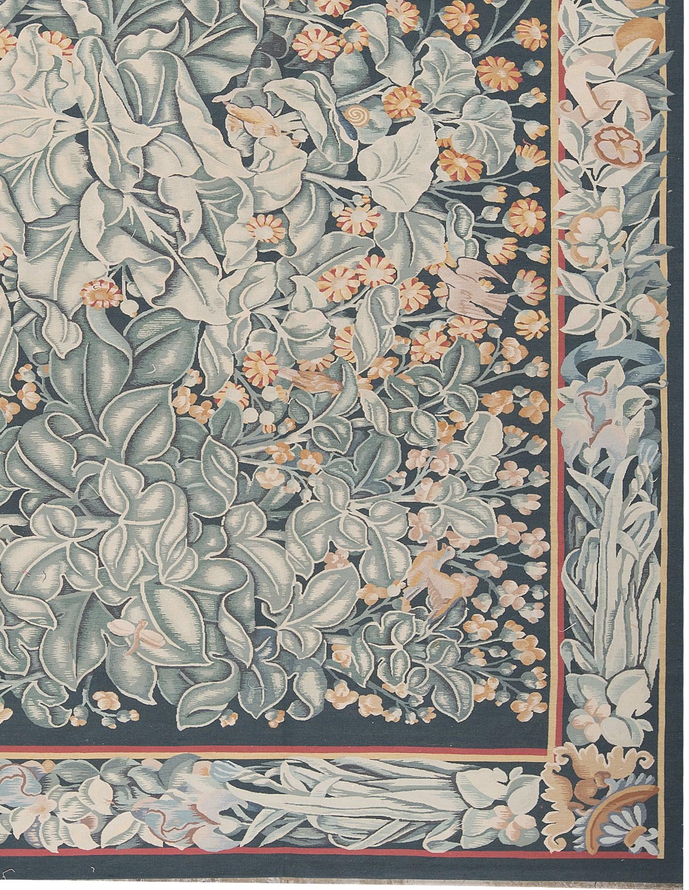 Asiatique Tapis traditionnel français du 17ème siècle de style Aubusson à tissage plat en vente