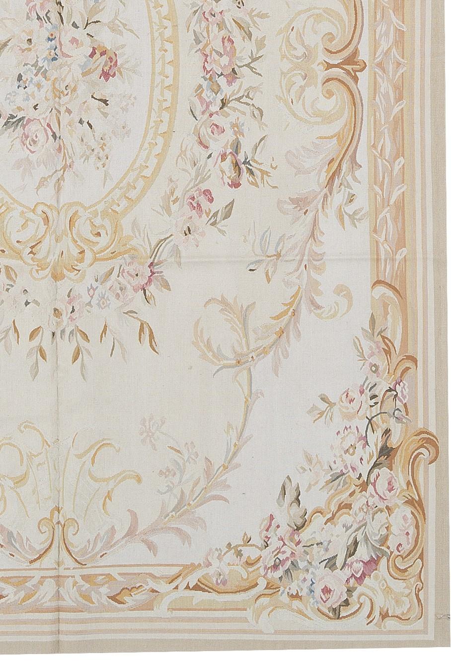 Cinese Tappeto tradizionale francese del XVII secolo a trama piatta in stile Aubusson in vendita