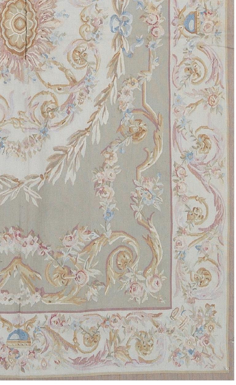 Chinois Tapis traditionnel français du 17ème siècle de style Aubusson à tissage plat en vente