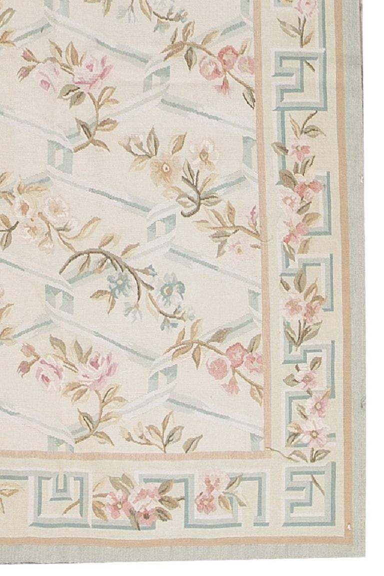 Chinois Tapis traditionnel français du 17ème siècle de style Aubusson à tissage plat en vente