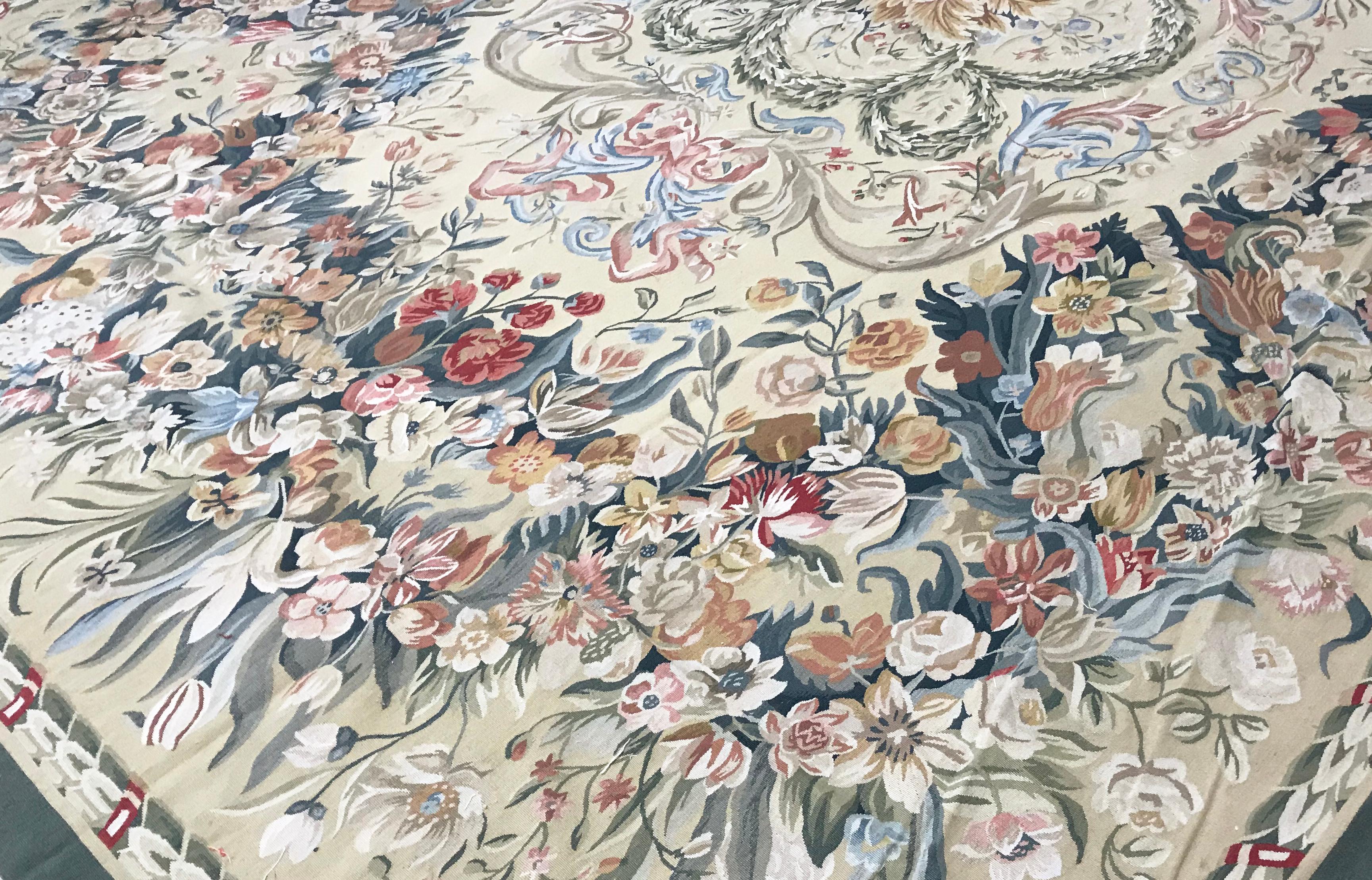 Tissé à la main Tapis traditionnel français du 17ème siècle de style Aubusson à tissage plat en vente