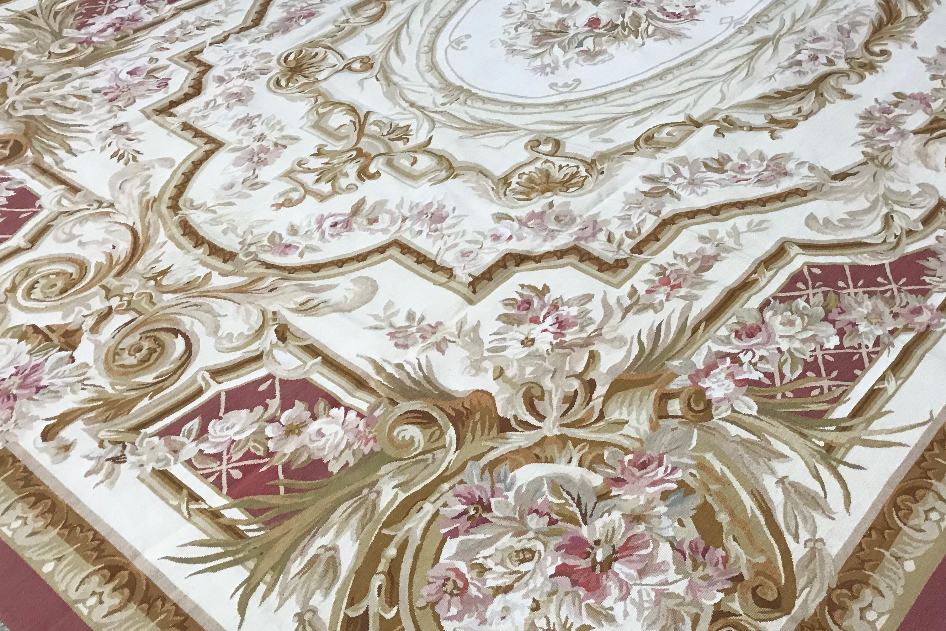 Tissé à la main Tapis traditionnel français du 17ème siècle de style Aubusson à tissage plat en vente