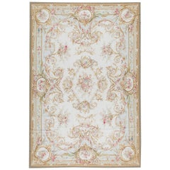 Tapis traditionnel français du 17ème siècle de style Aubusson à tissage plat