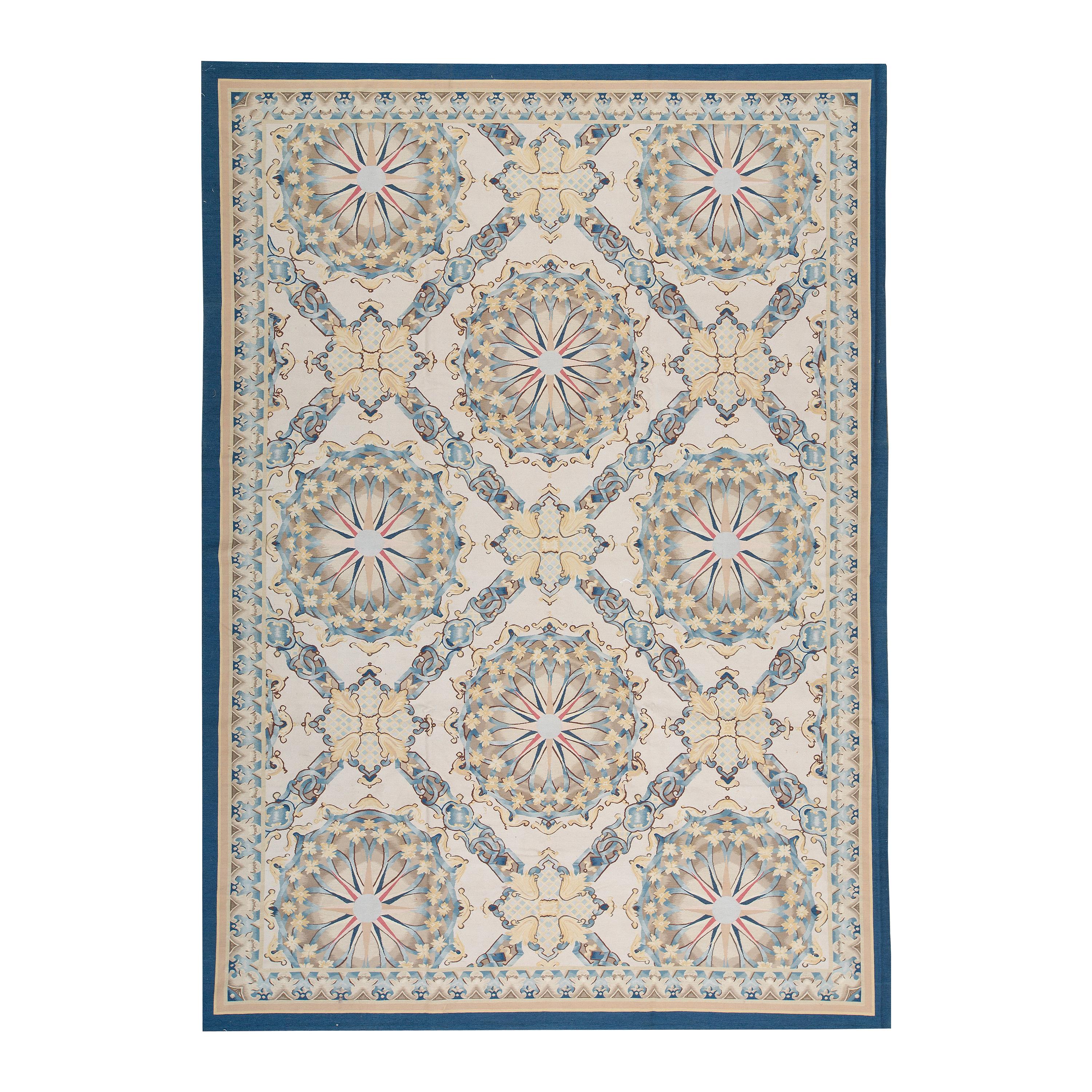 17th Century Traditional French Aubusson Style Flat-Weave Rug For Sale