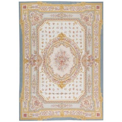 17th Century Traditional French Aubusson Style Flat-Weave Rug