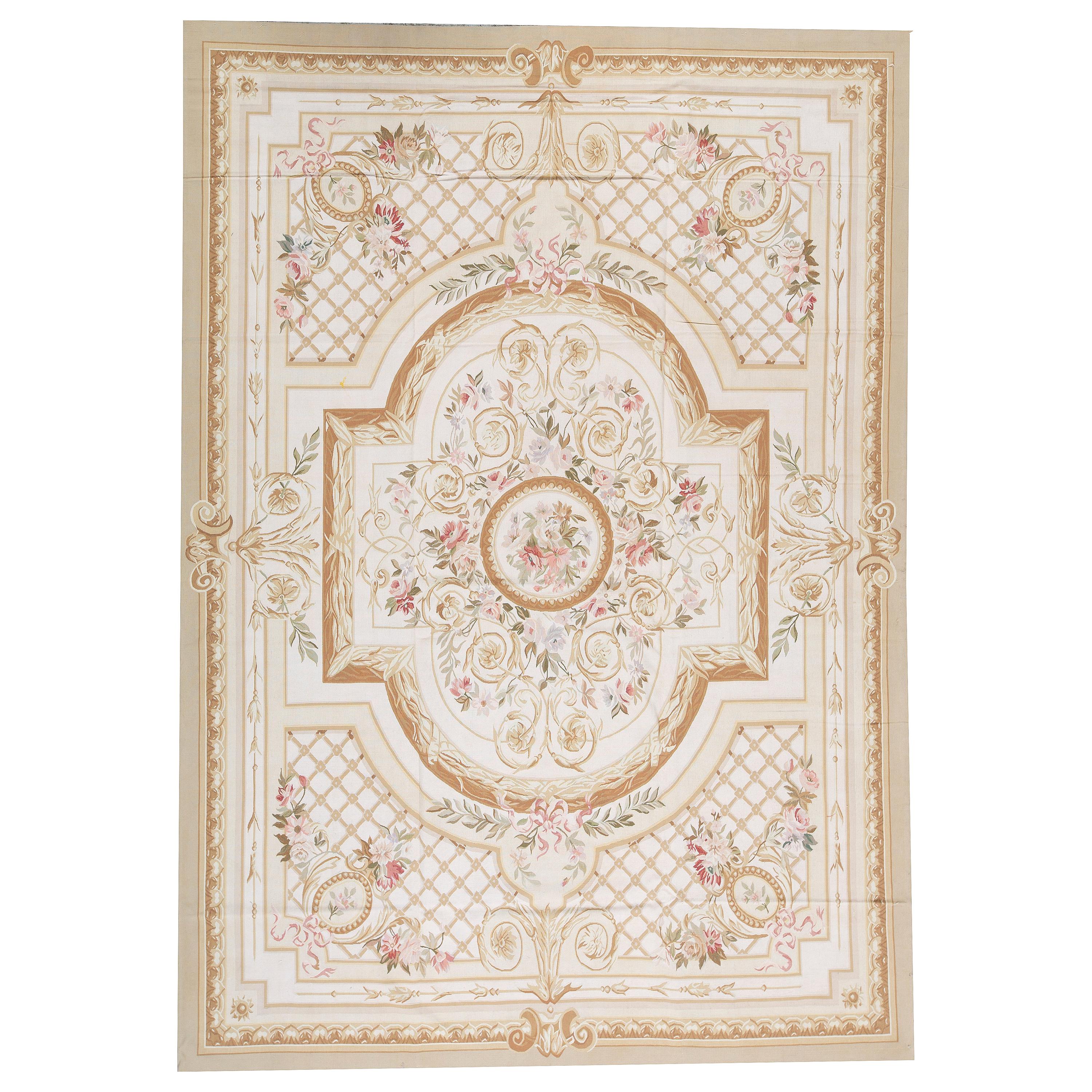 Tappeto tradizionale francese del XVII secolo a trama piatta in stile Aubusson in vendita