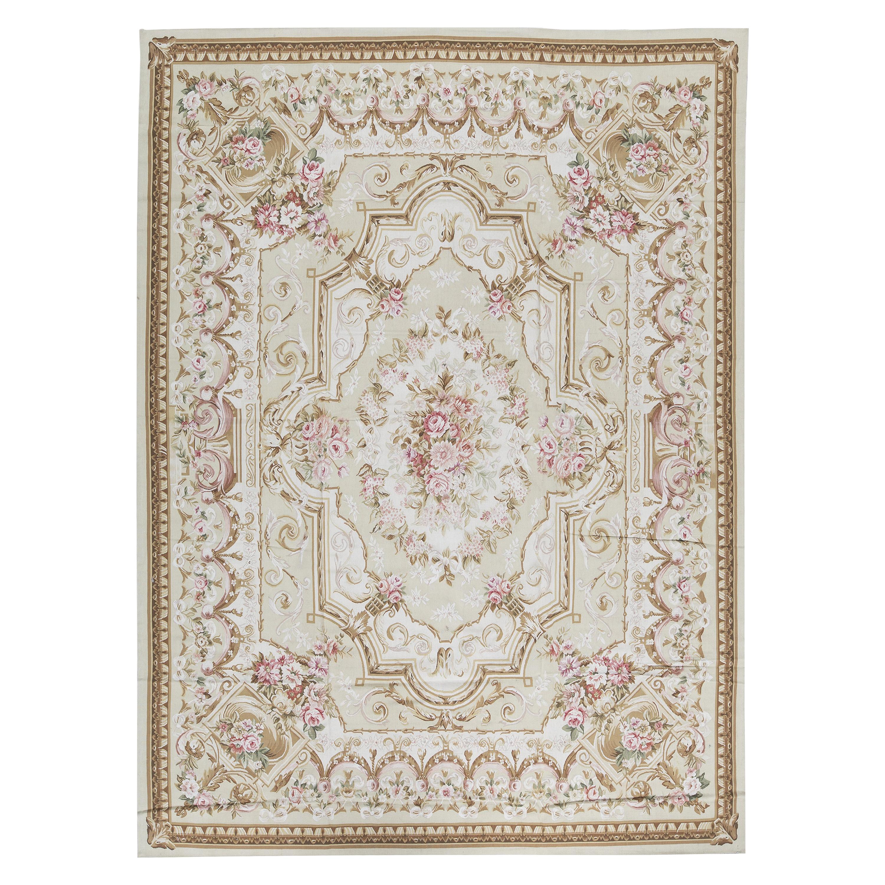 17th Century Traditional French Aubusson Style Flat-Weave Rug For Sale