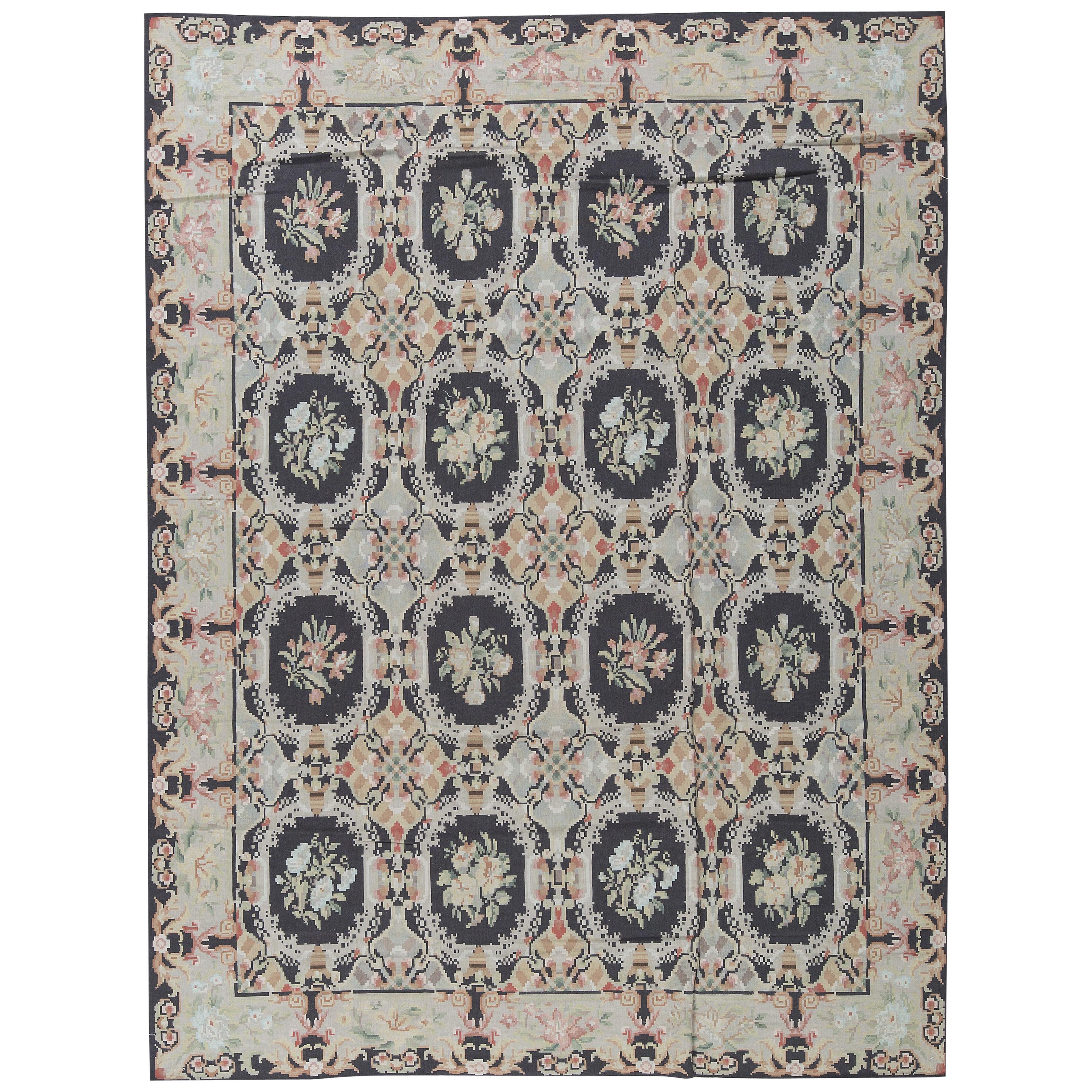 Tapis traditionnel français du 17ème siècle de style Aubusson à tissage plat