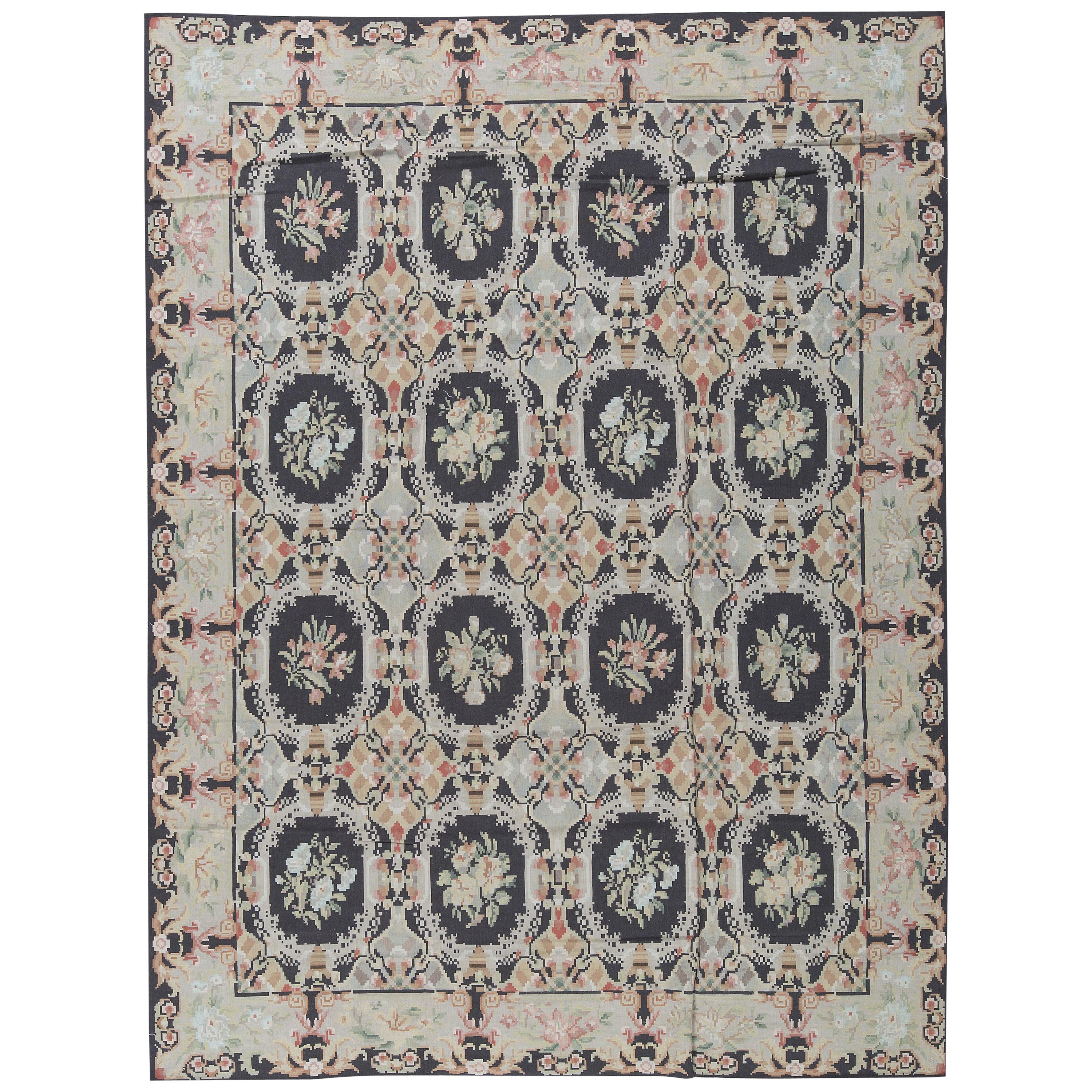 17th Century Traditional French Aubusson Style Flat-Weave Rug For Sale