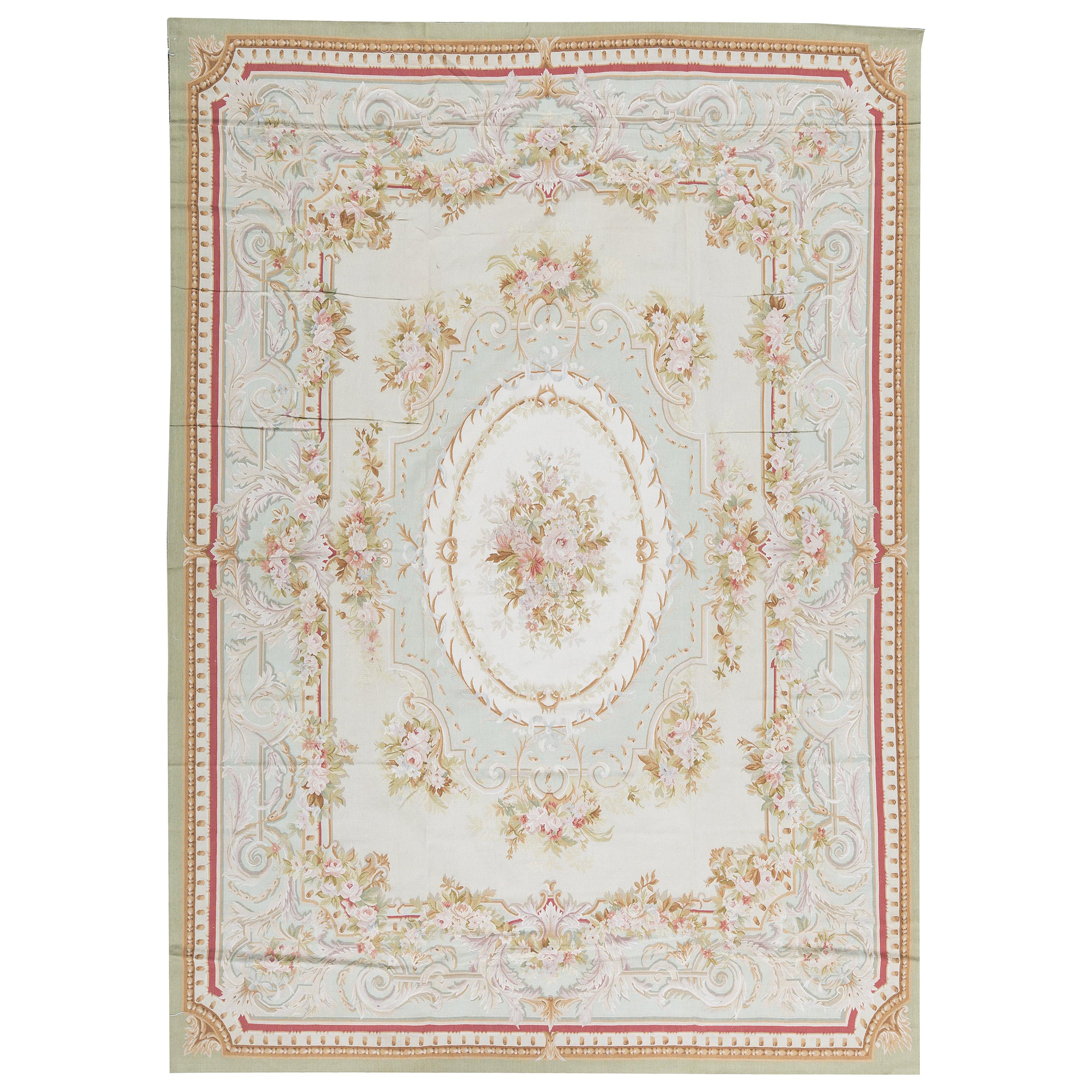 17th Century Traditional French Aubusson Style Flat-Weave Rug For Sale