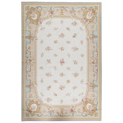 Tapis traditionnel français du 17ème siècle de style Aubusson à tissage plat