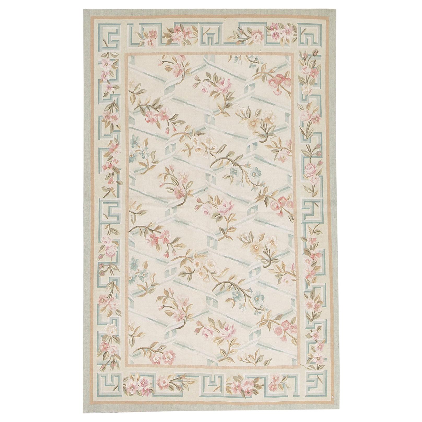 Tapis traditionnel français du 17ème siècle de style Aubusson à tissage plat