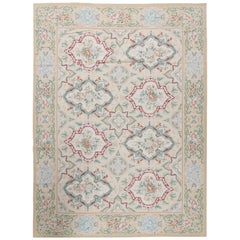 Tapis traditionnel français du 17ème siècle de style Aubusson à tissage plat