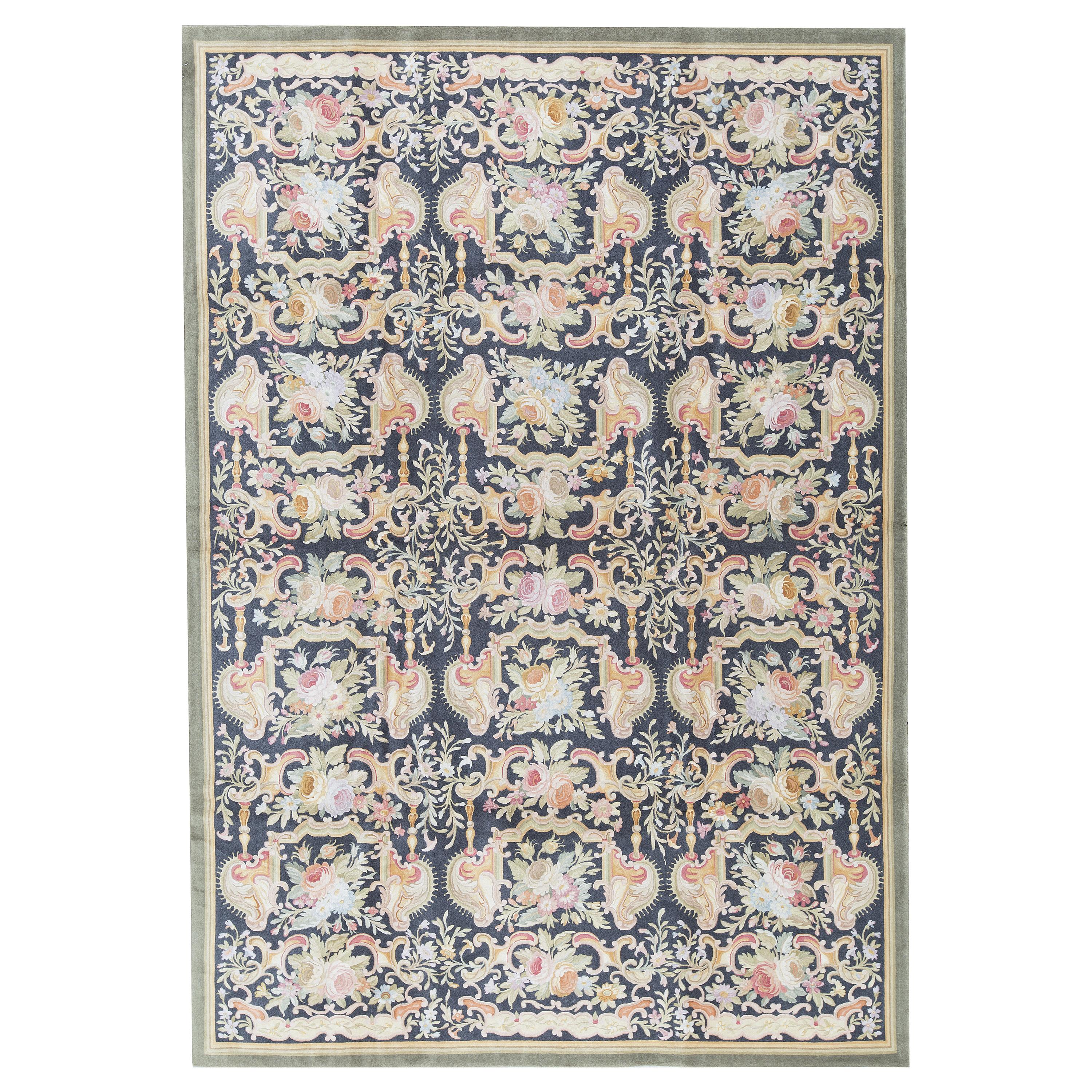 17th Century Traditional French Aubusson Style Flat-Weave Rug For Sale