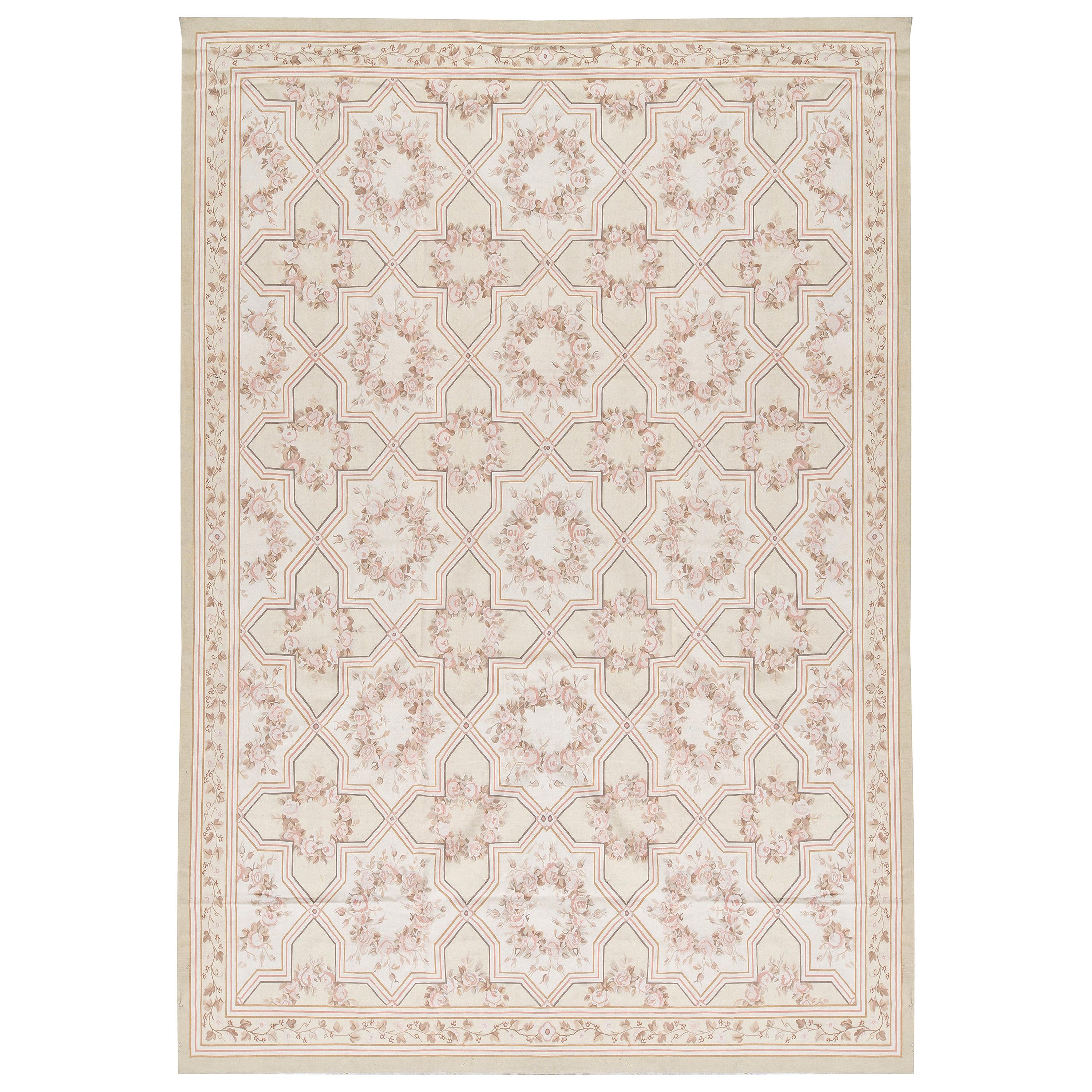 Tapis traditionnel français d'Aubusson du 17ème siècle à tissage plat en forme de tortue