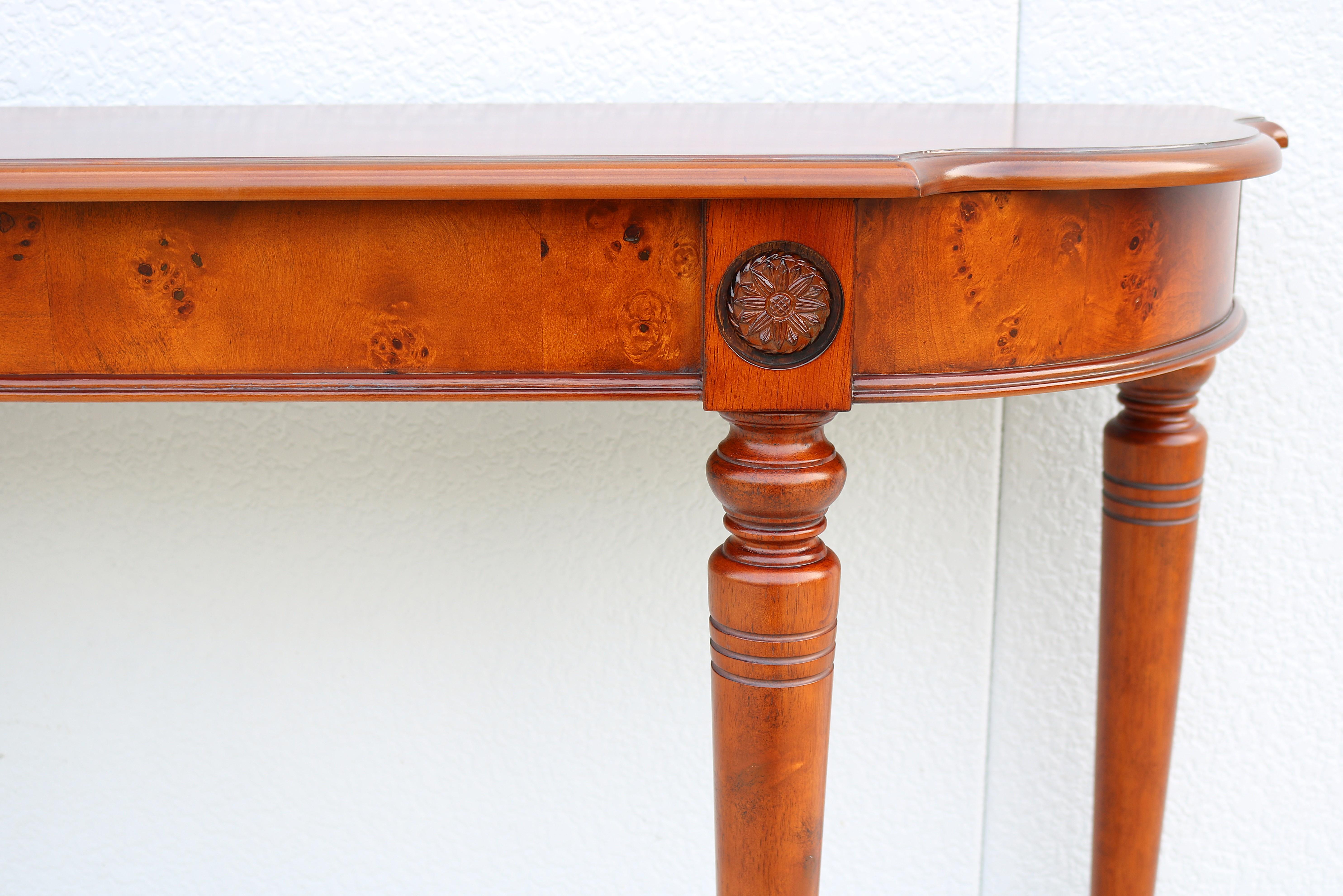 Traditional French Style Cherry and Burl Wood Console Sofa Table For Sale 11