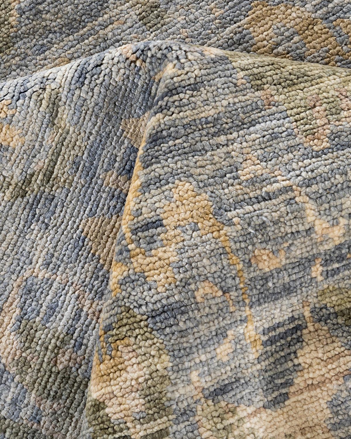 Traditional Ganga Hand Knotted Abstract Wool Gray Area Rug 8' 1