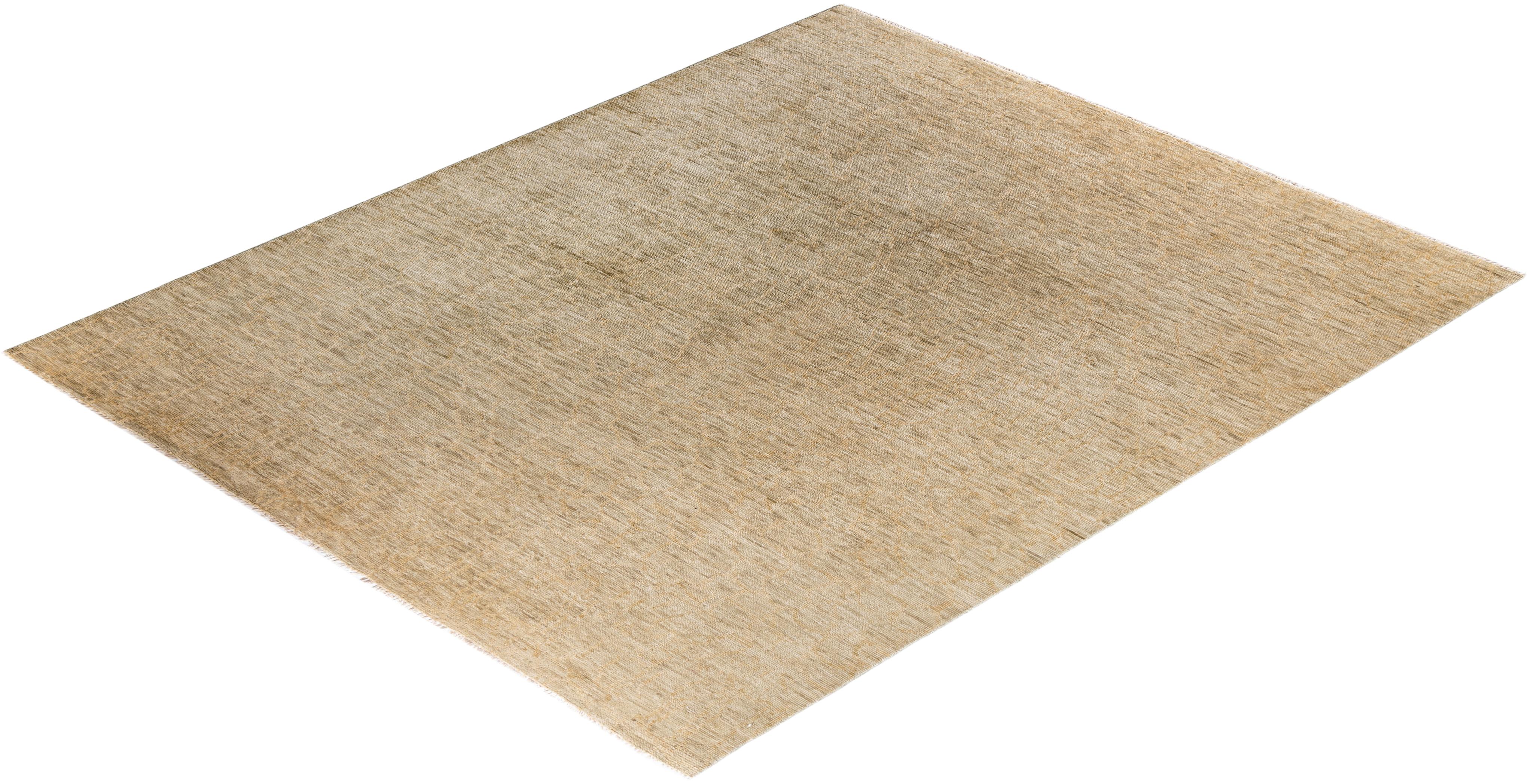 Traditional Ganga Hand Knotted Floral Wool Beige Area Rug 8' 1