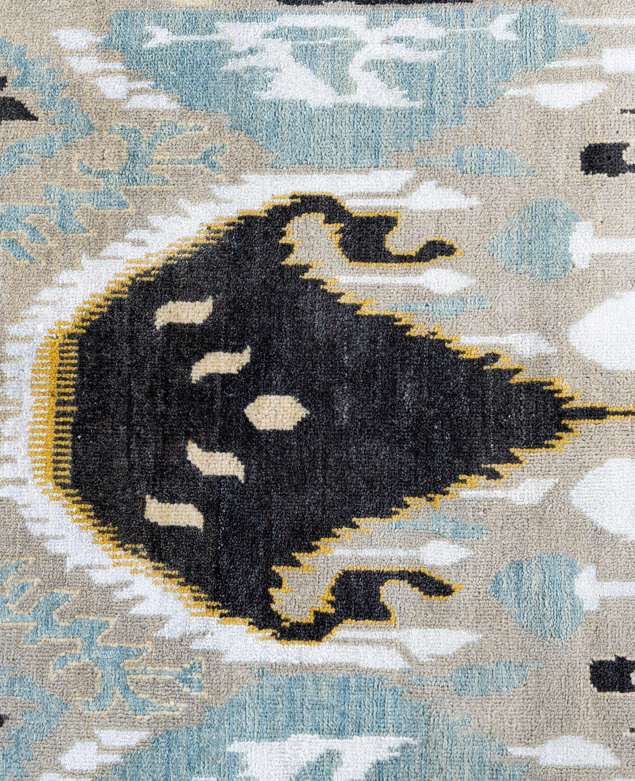Indien Tapis traditionnel géométrique gris noué à la main en laine et soie de 8' 2