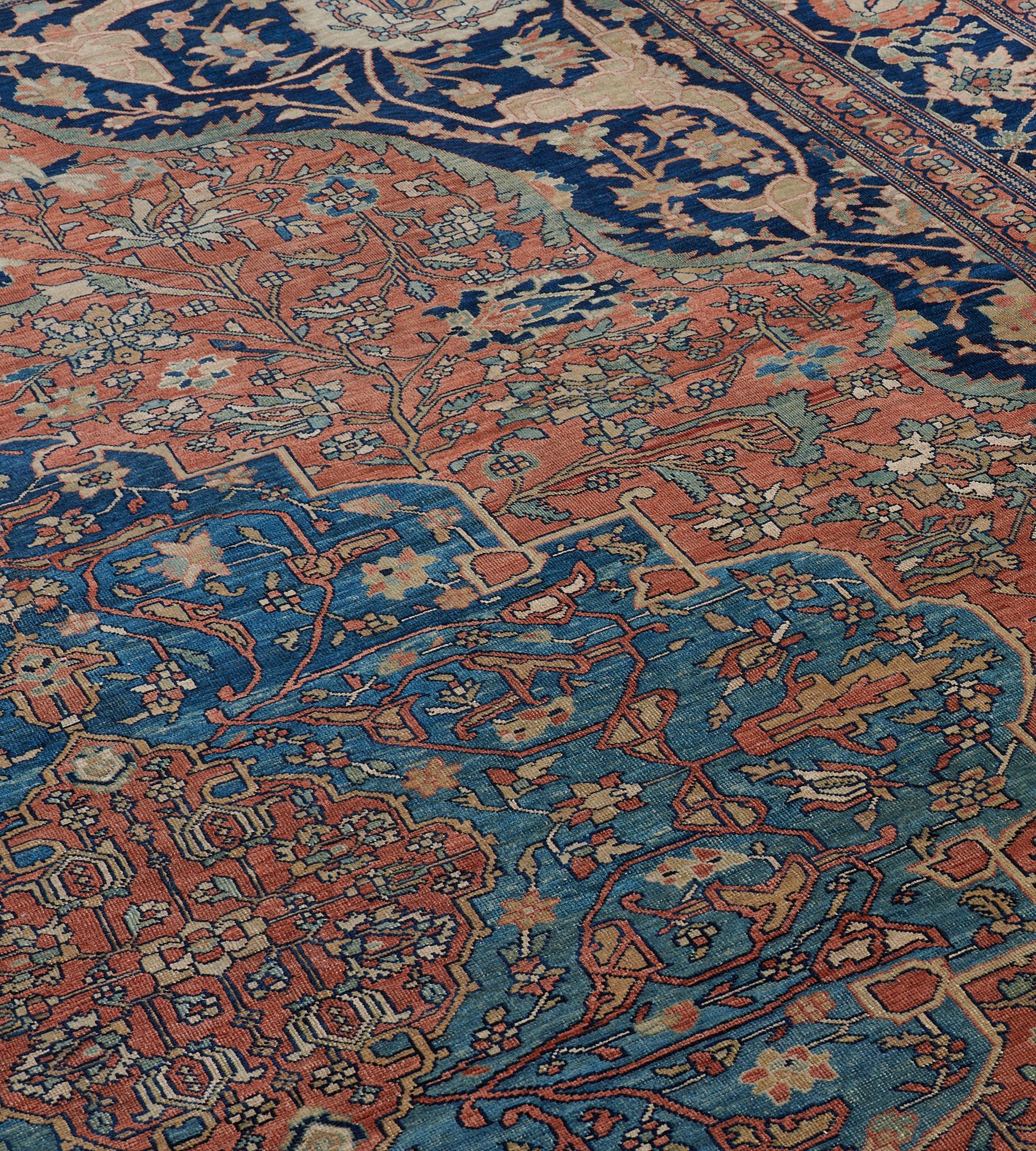 19th Century Traditional Hand-Knotted Wool Antique Persian Sarouk Rug For Sale