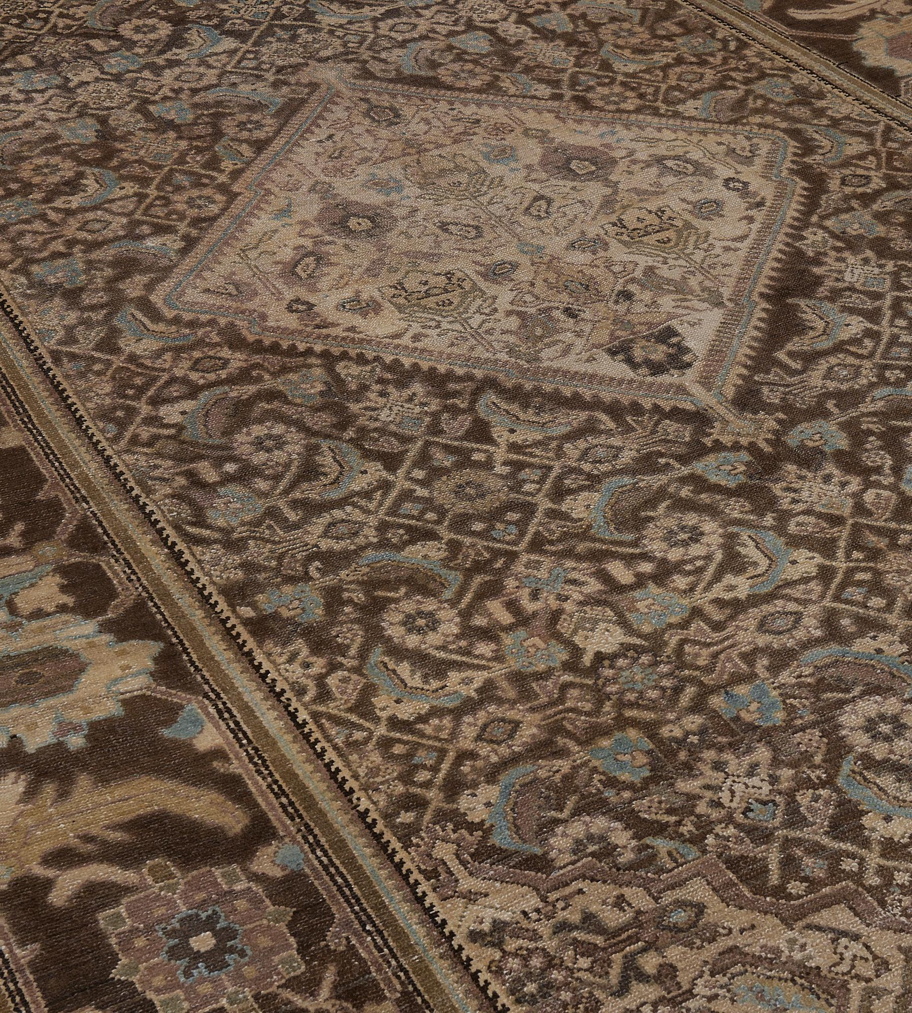 Traditional Hand-Knotted Wool Persian Malayer Rug For Sale 1